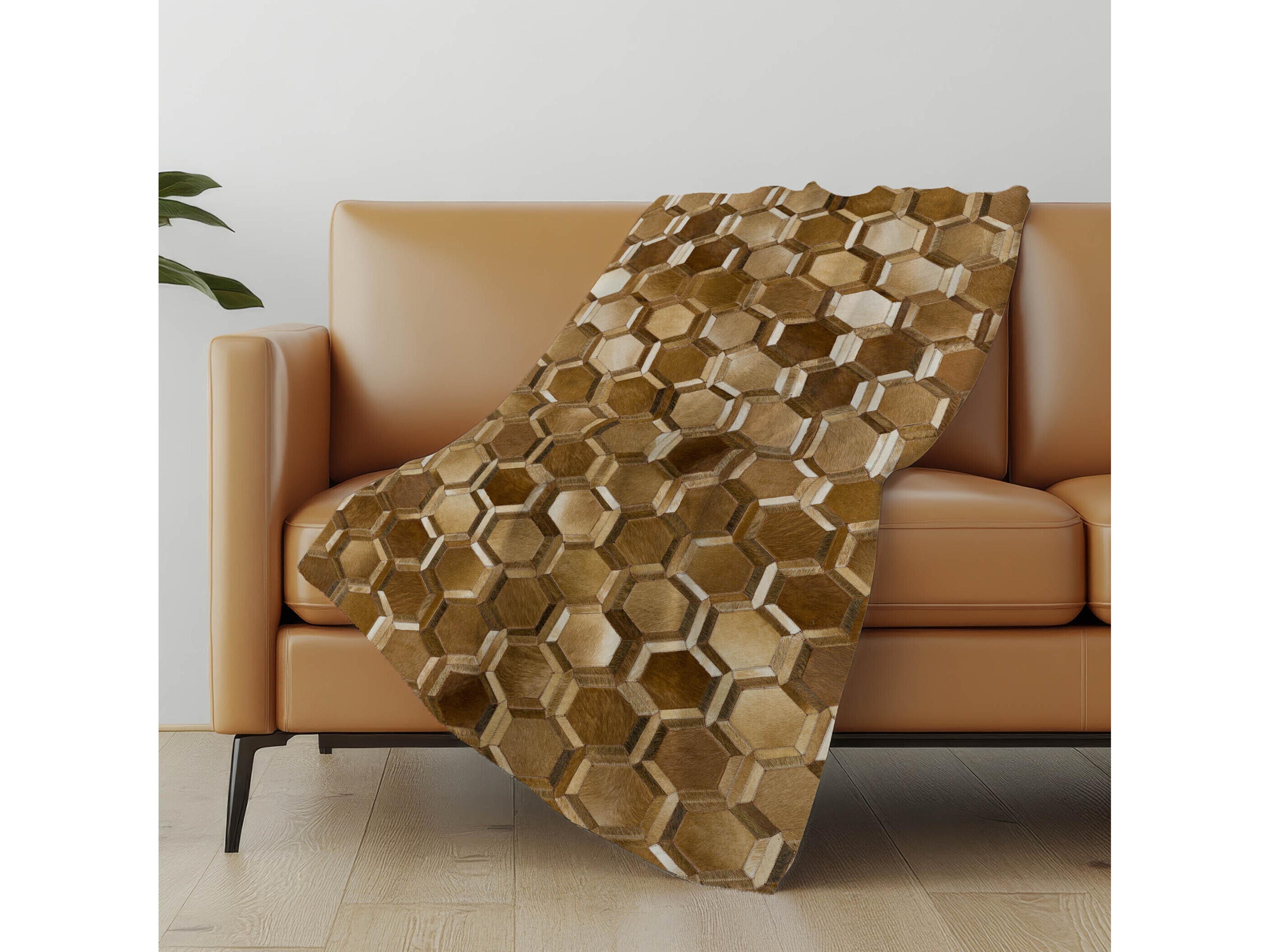 Dalyn Sherpa Brown Polyester Throw