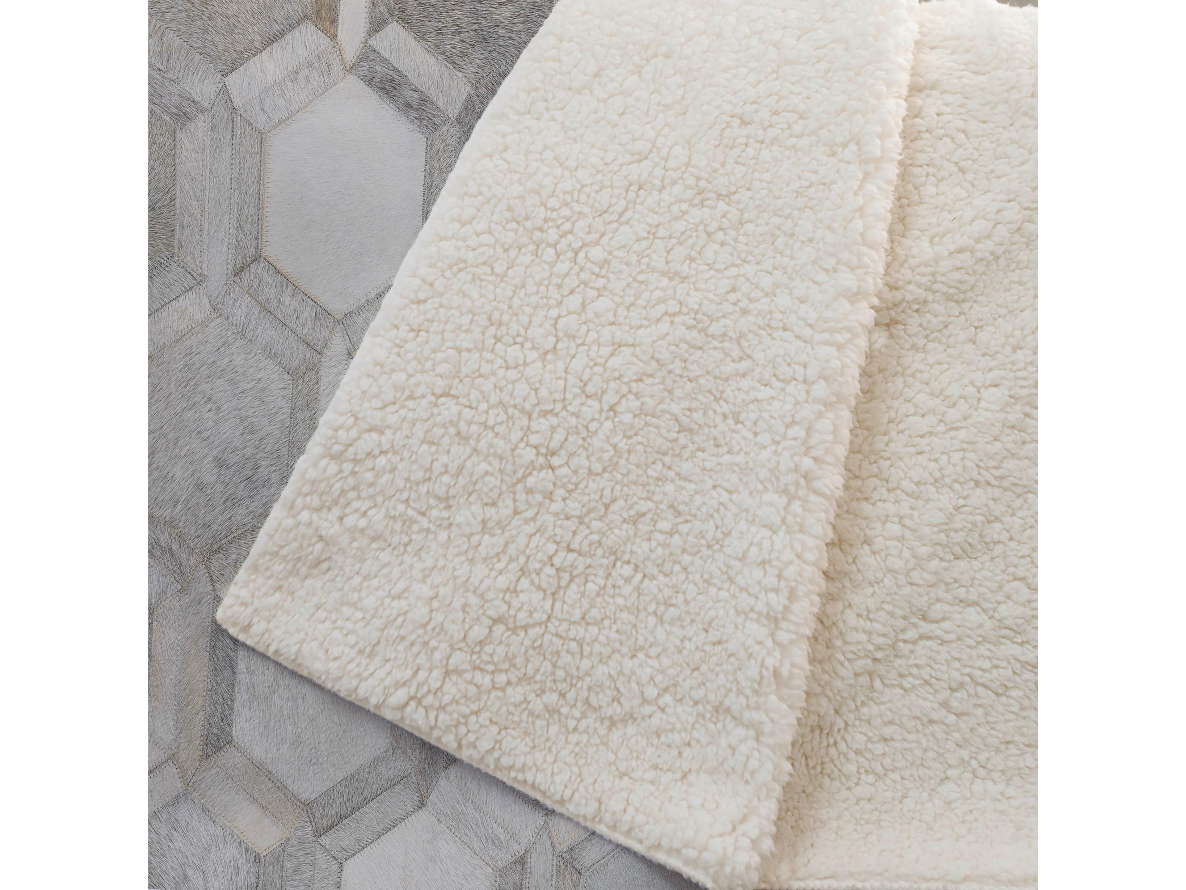 Dalyn Sherpa Gray Polyester Throw