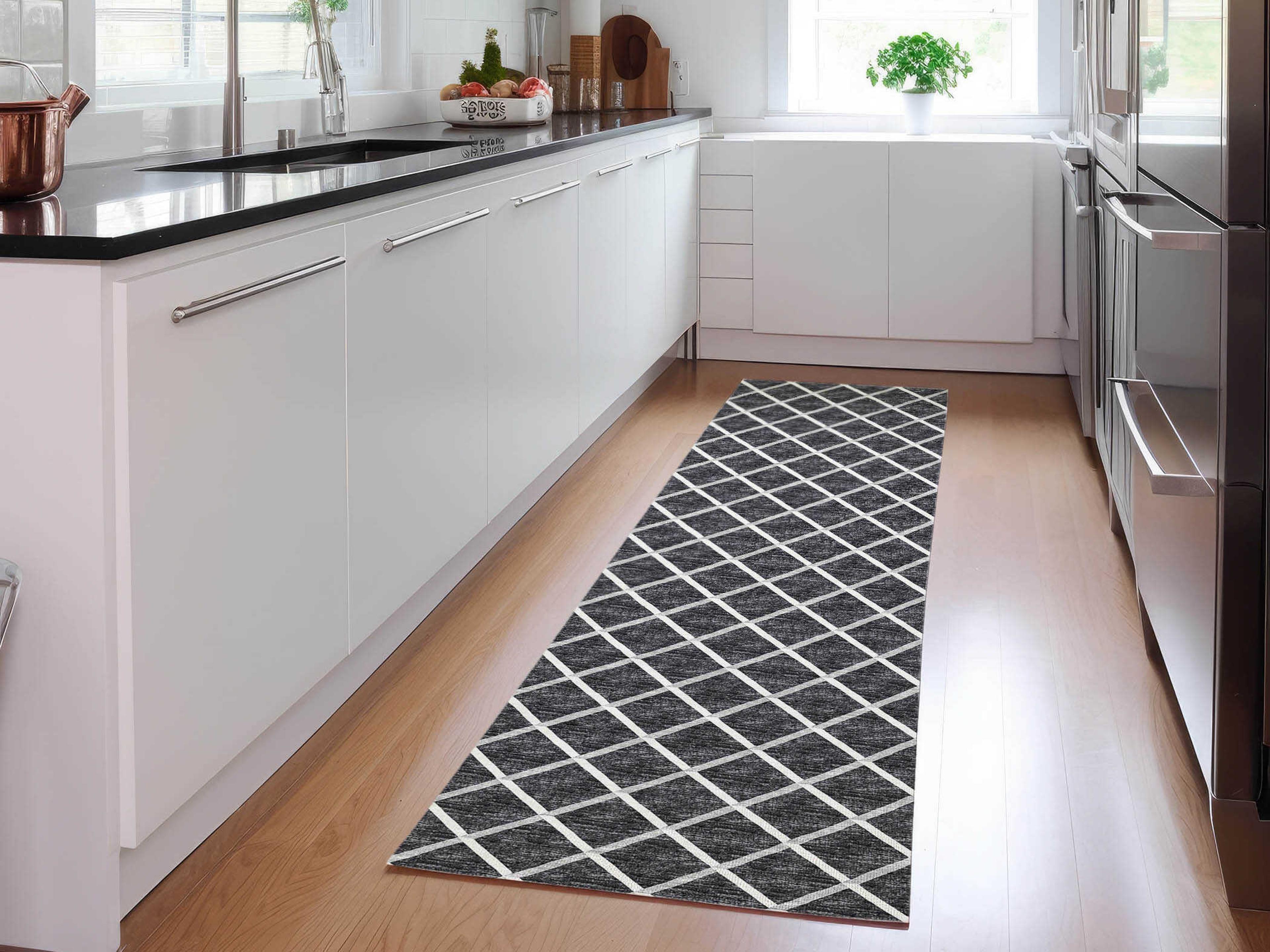 Dalyn York Geometric Runner Area Rug