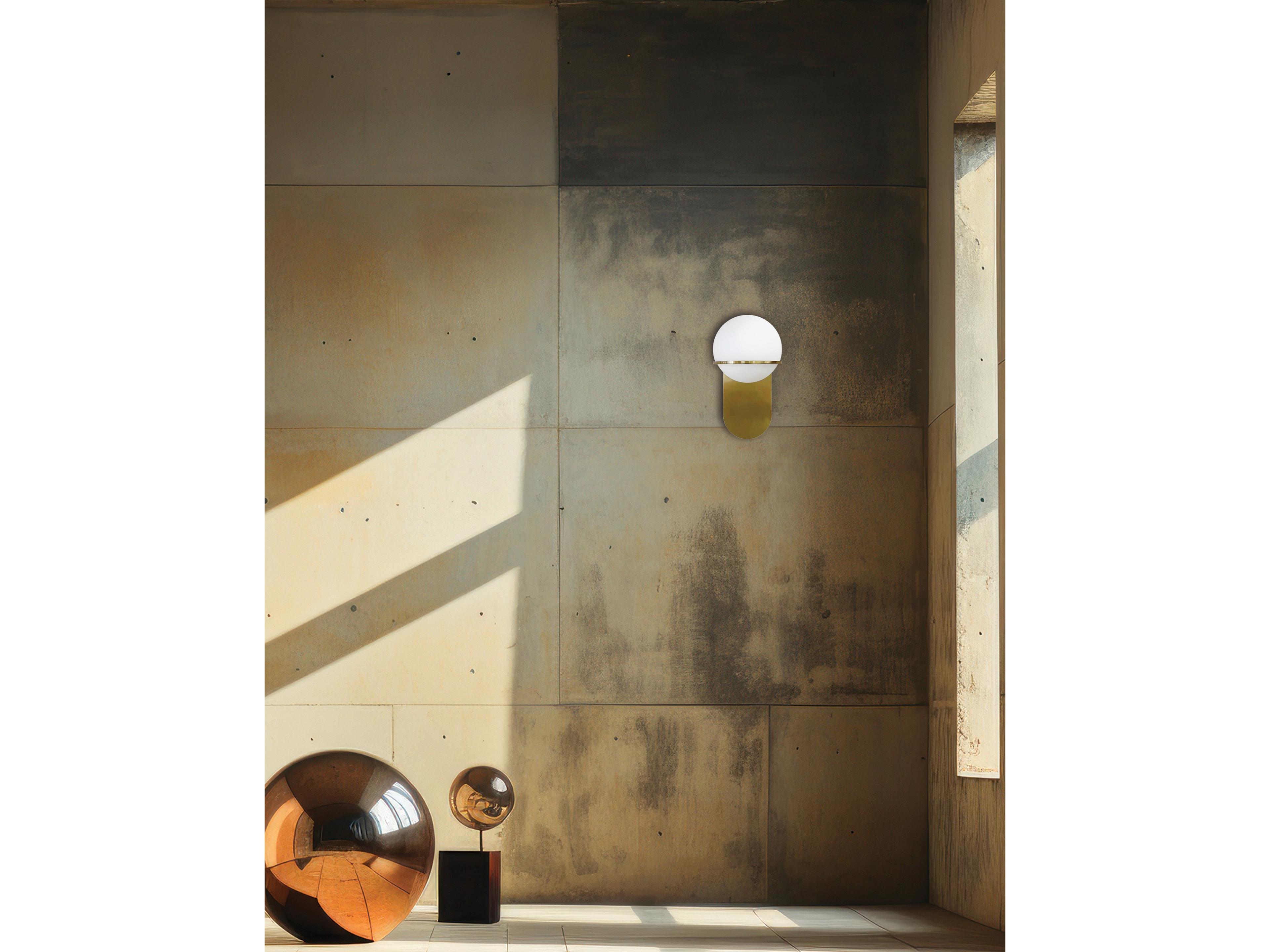 Dainolite Sofia 1-Light Aged Brass Wall Sconce