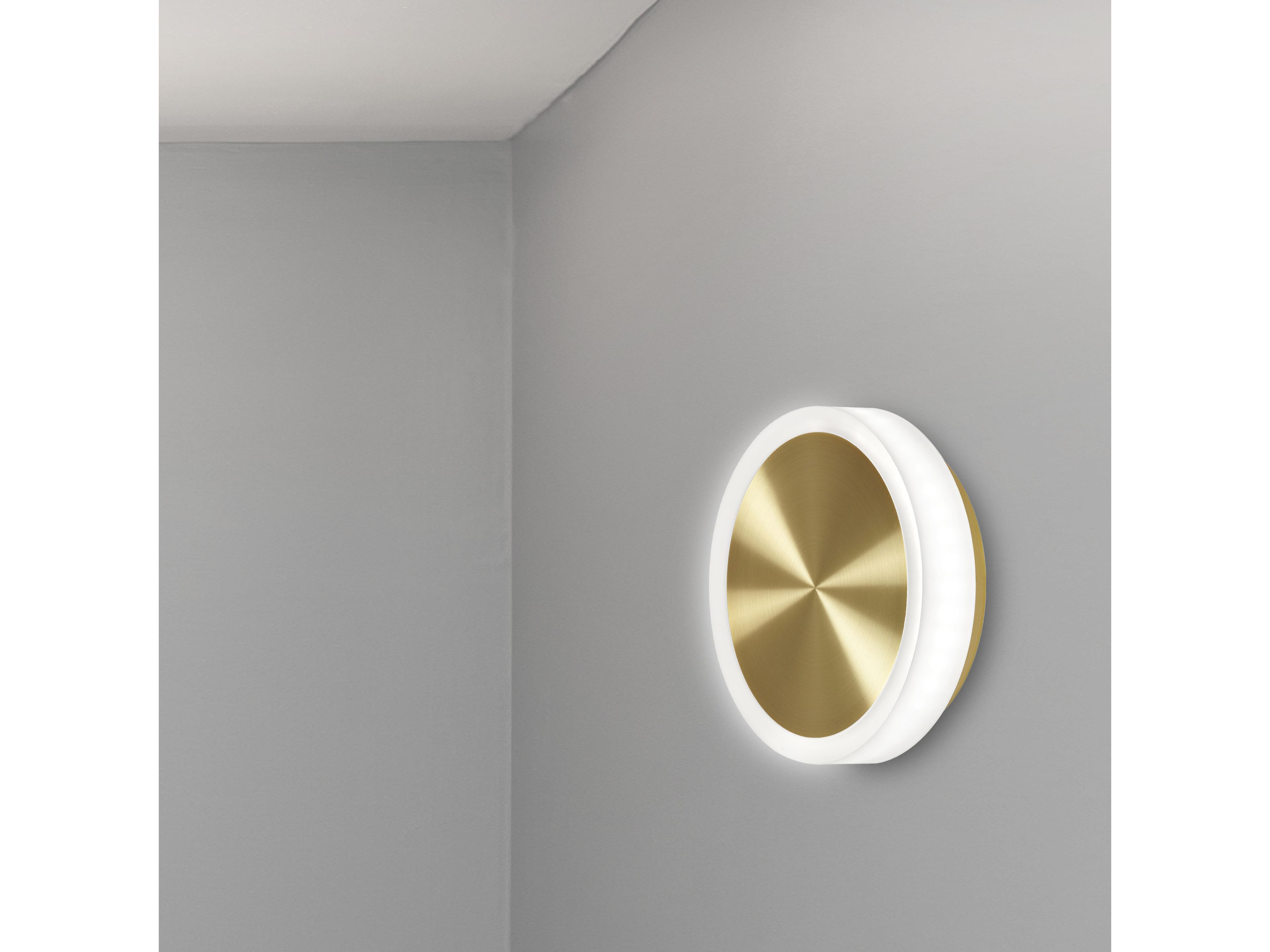Dainolite Topaz 1-Light Aged Brass Wall Sconce