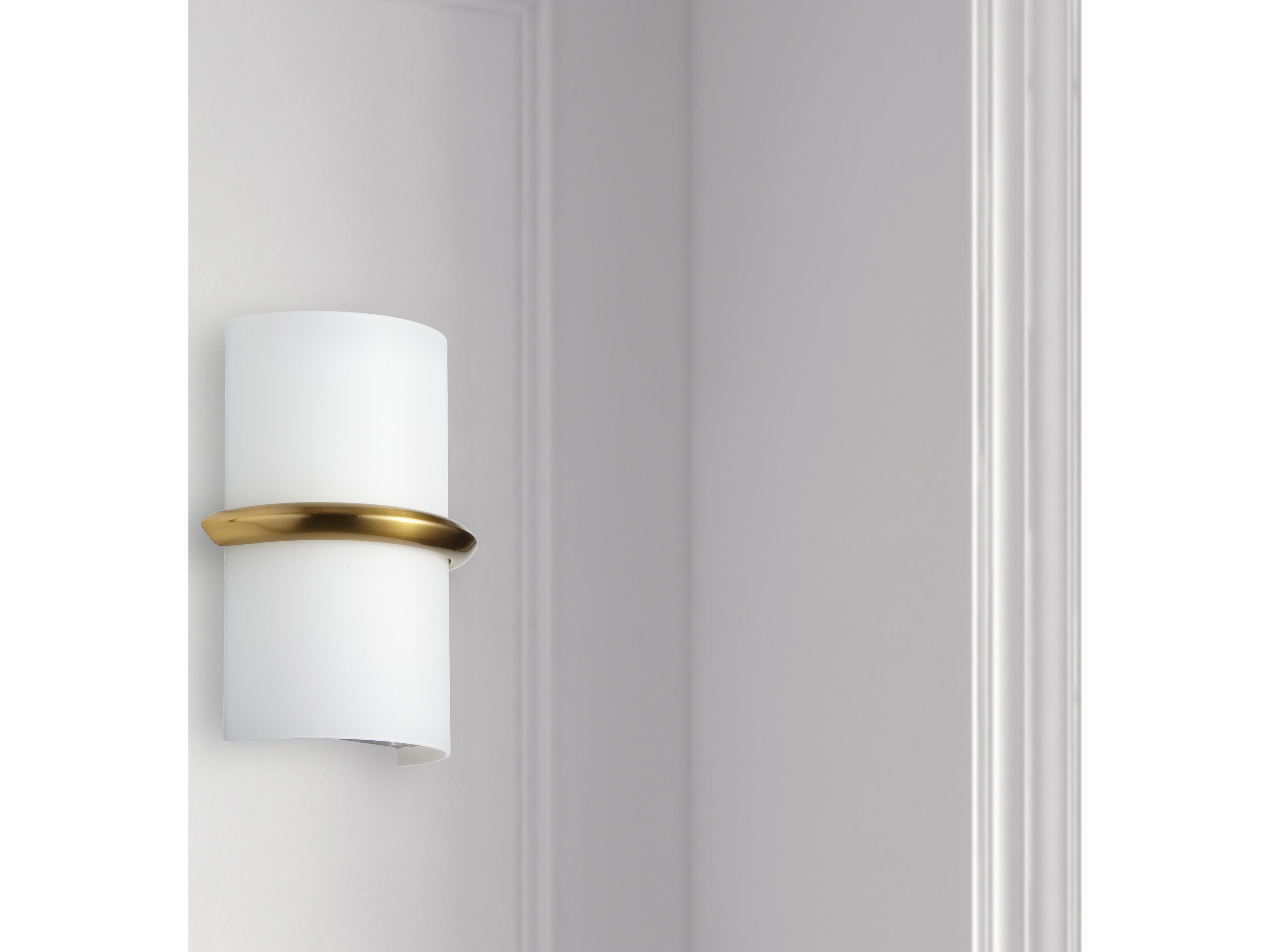Dainolite Wallace 1-Light Aged Brass Wall Sconce