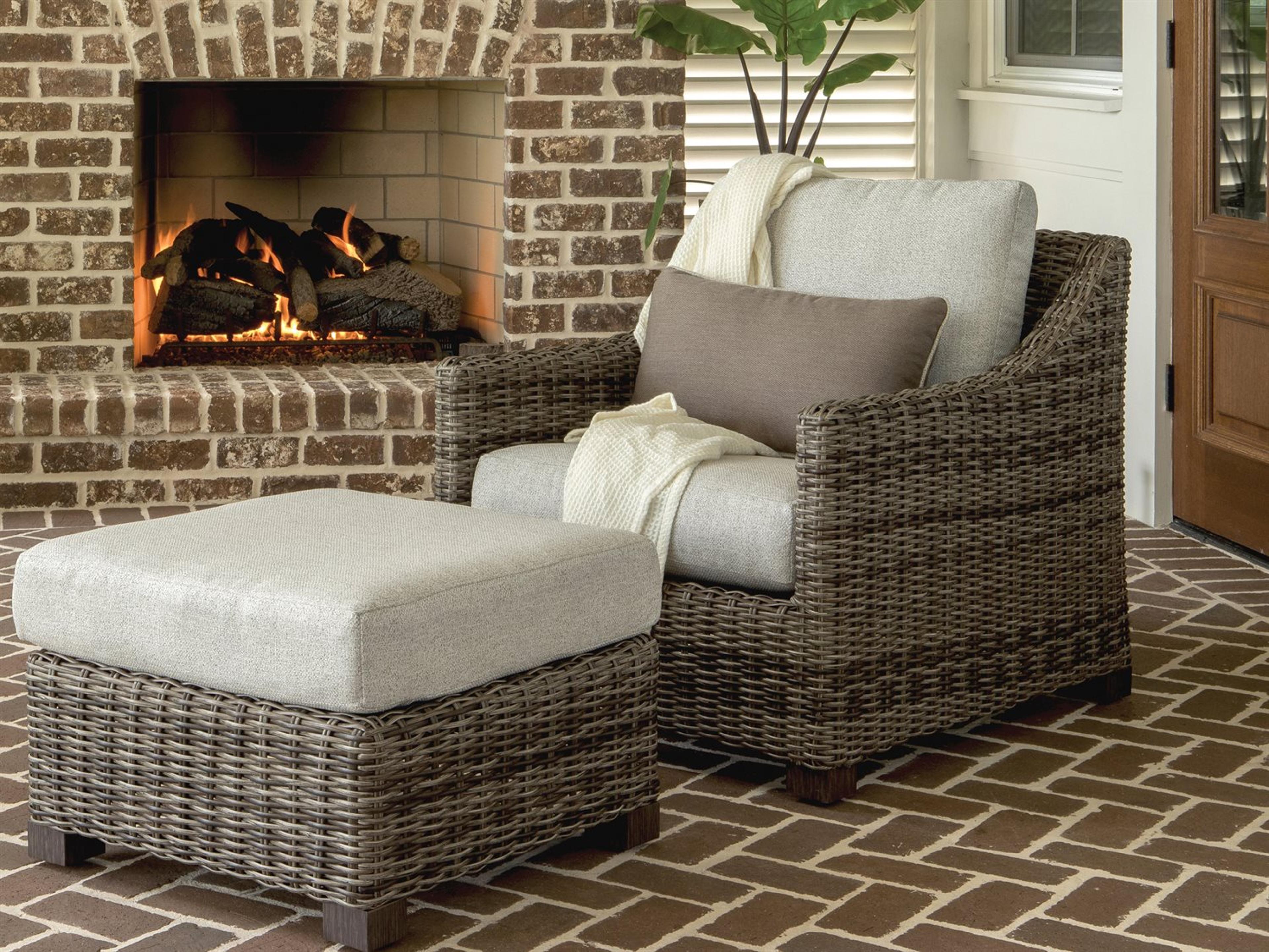 Avallon Wicker Outdoor Patio Lounge Set