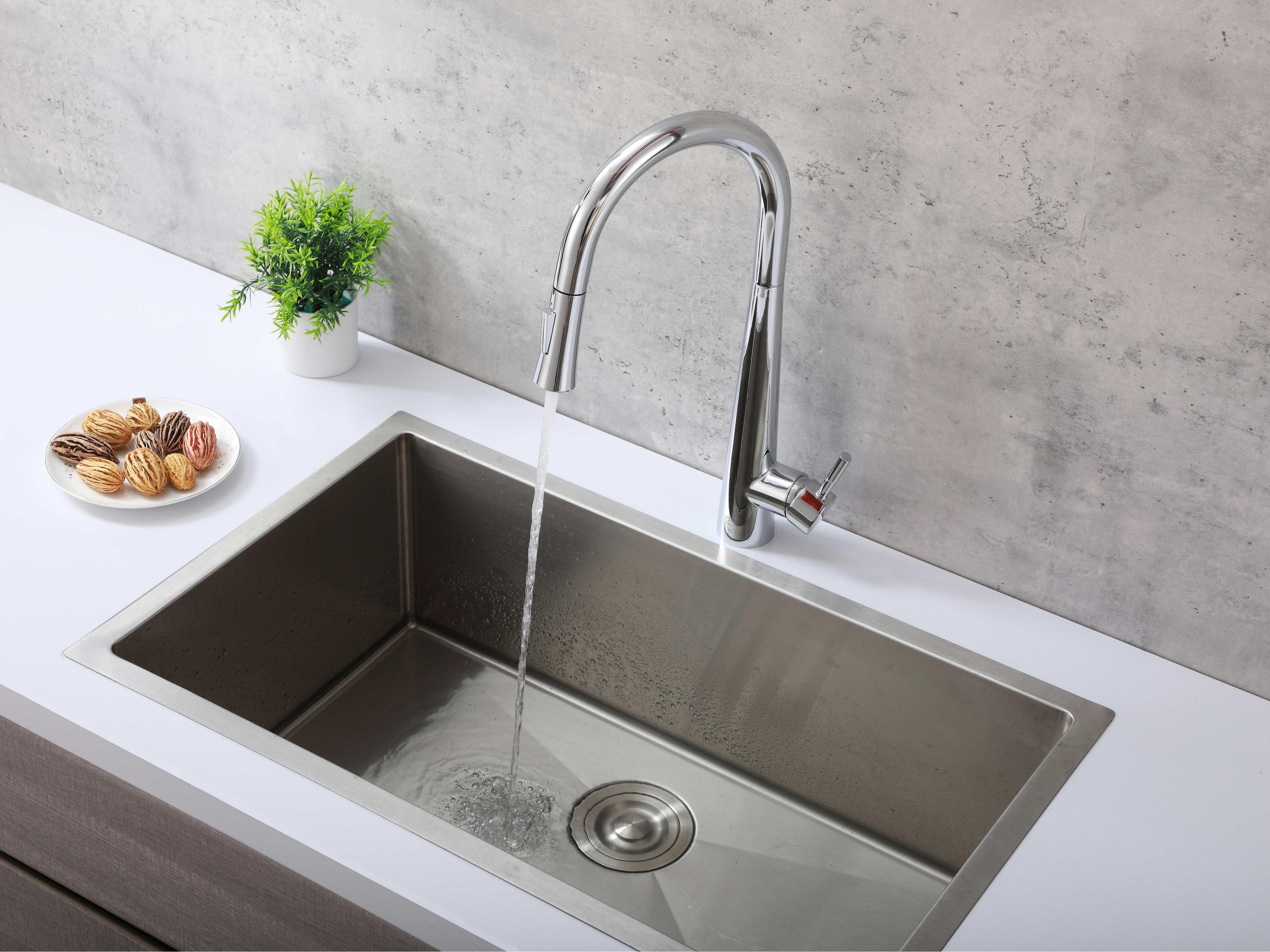 Elegant Lighting Lucas Chrome Pull Down Sprayer Kitchen Faucet