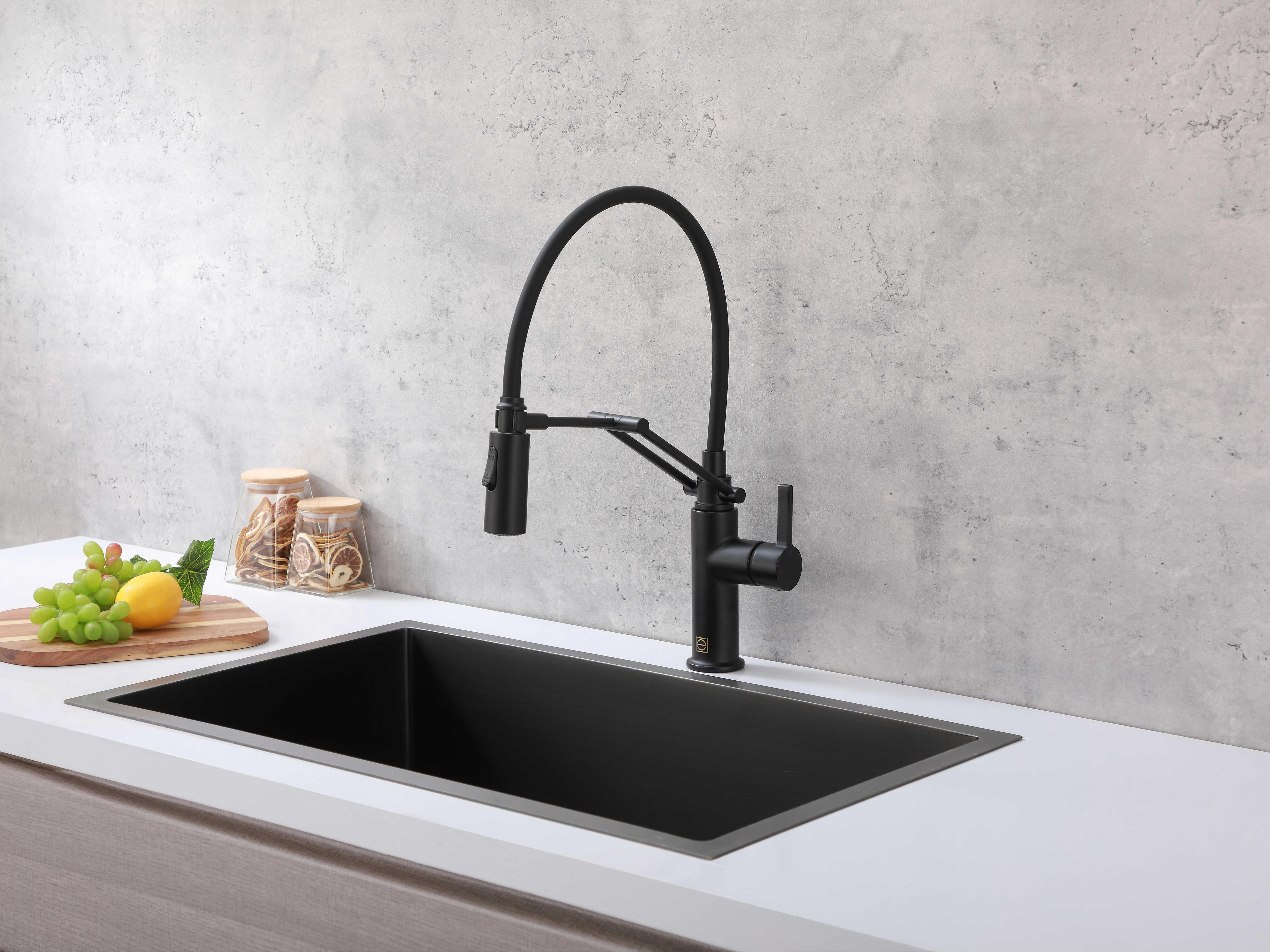 Elegant Lighting Leonardo Matte Black Pull Down Sprayer Kitchen Faucet