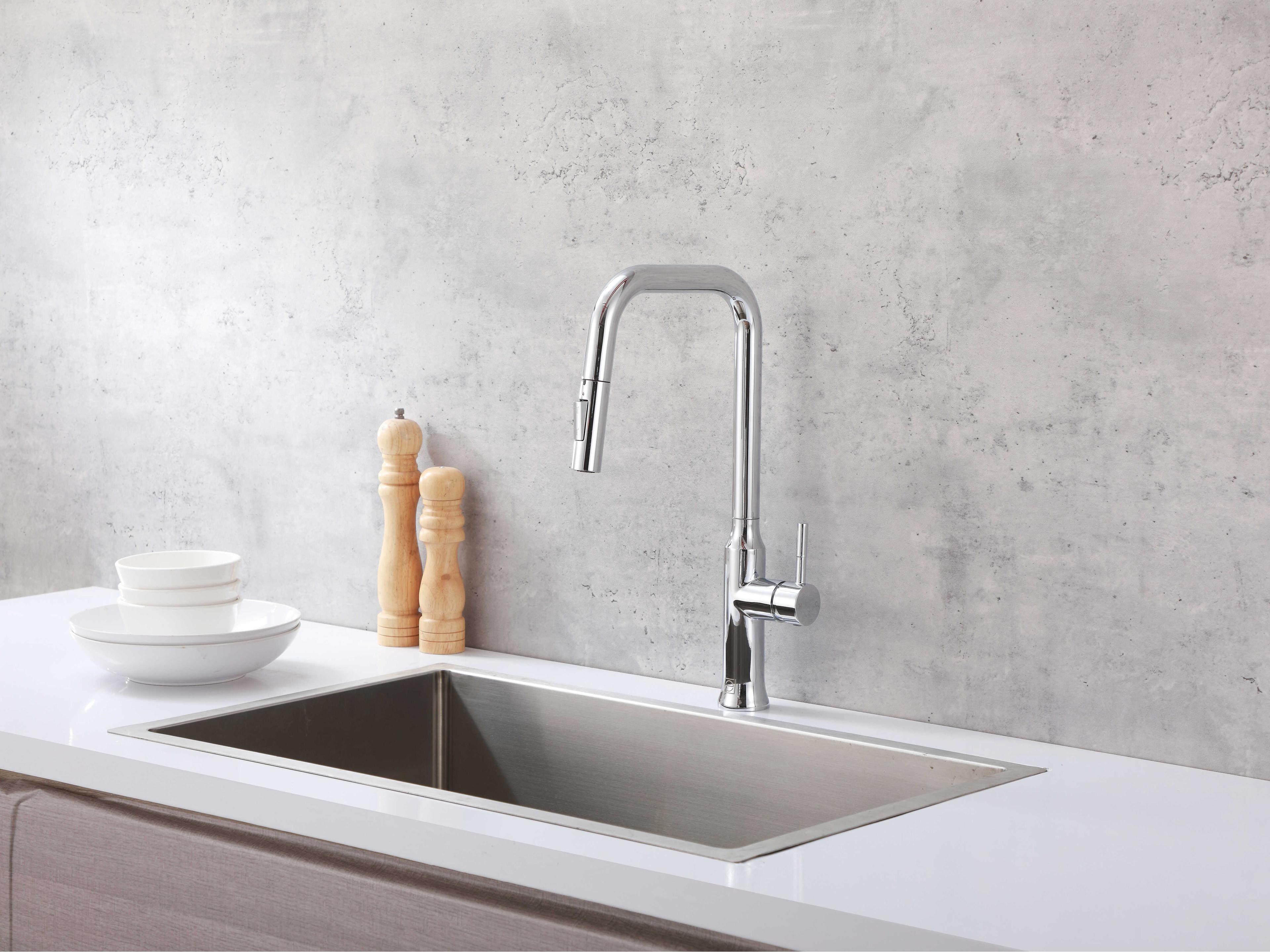 Elegant Lighting Noor Chrome Pull Down Sprayer Kitchen Faucet