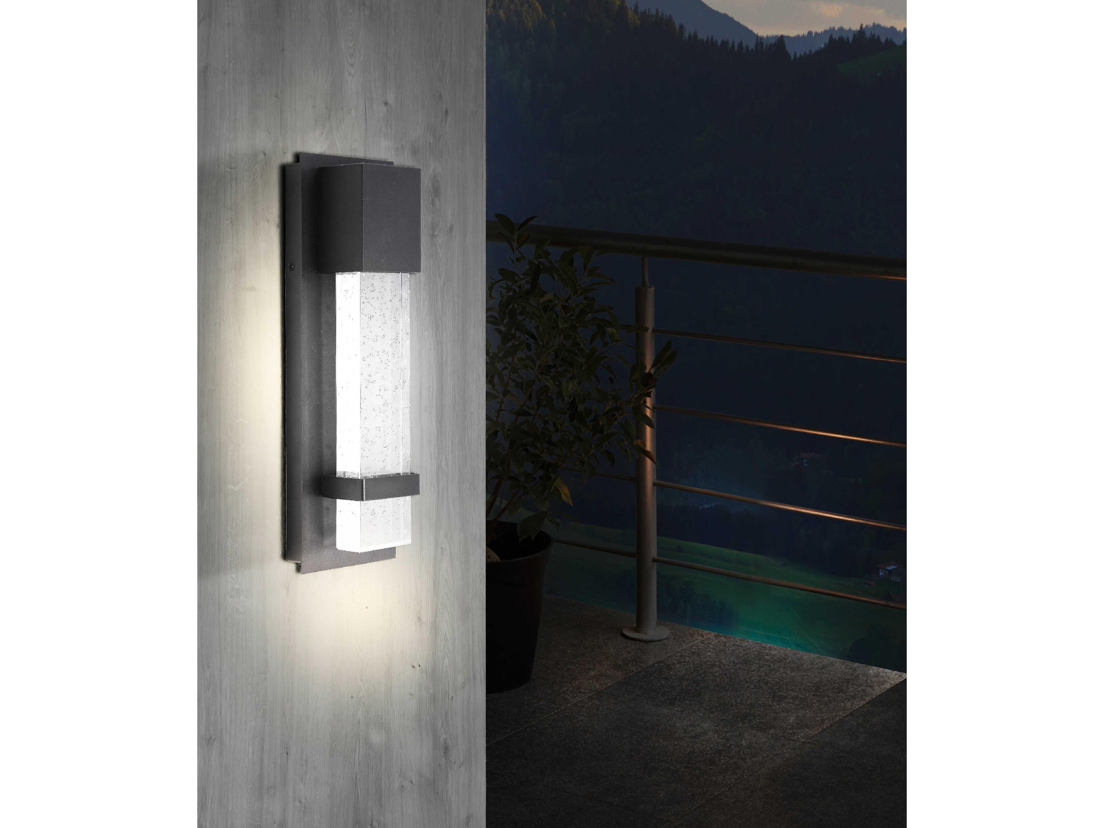 Eglo Venecia 1-Light Outdoor Wall Light