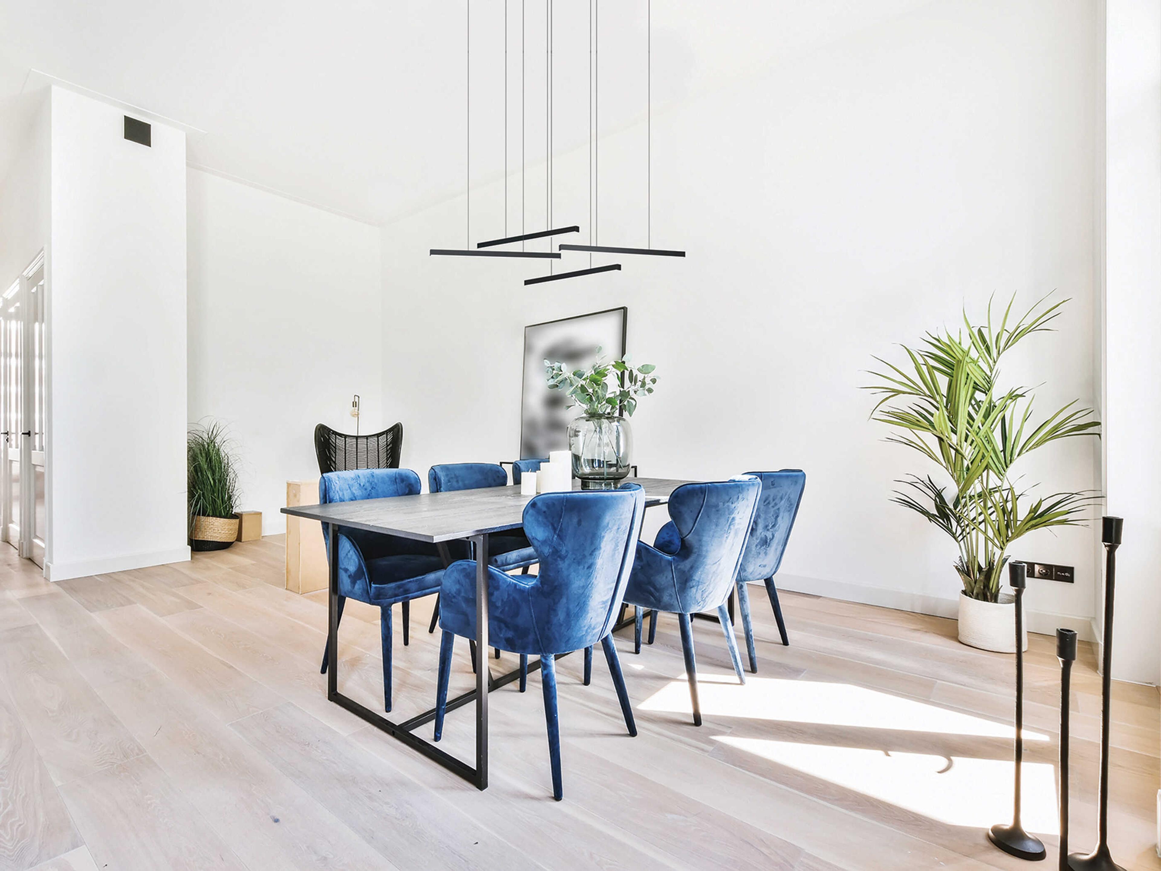 Eglo Lindoza 4-Light Black Linear Pendant