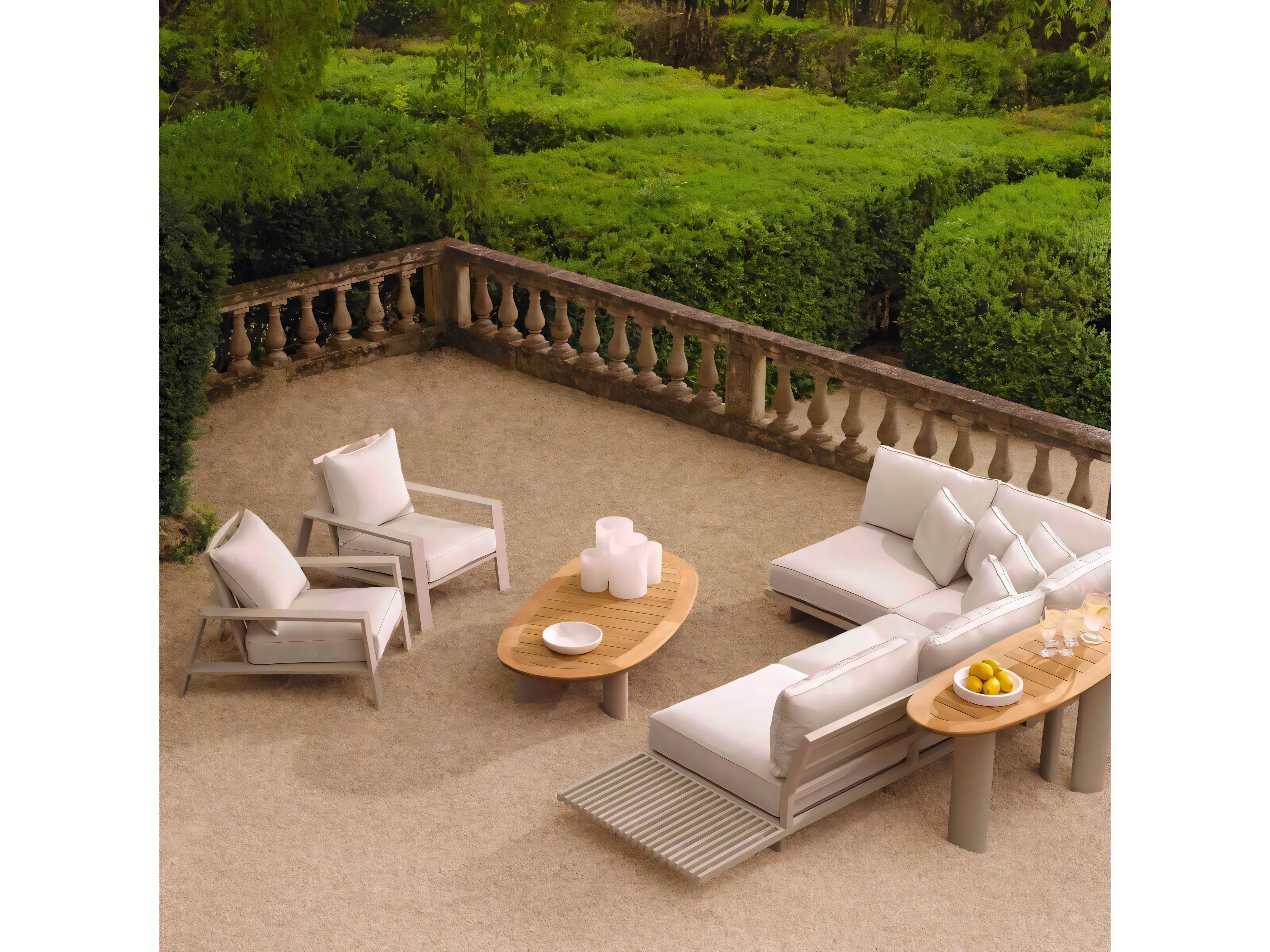 Royal Aluminum Cushion Lounge Set