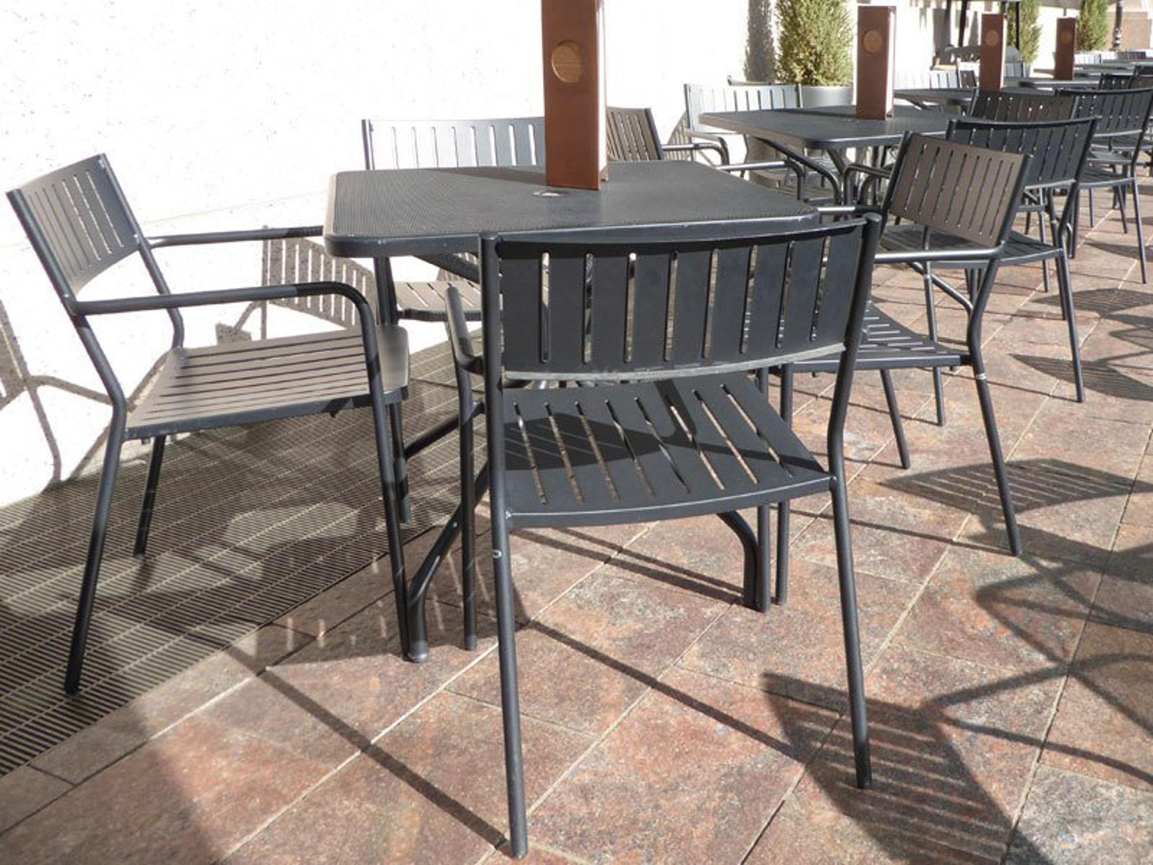 Bridge Steel Outdoor Dining Set