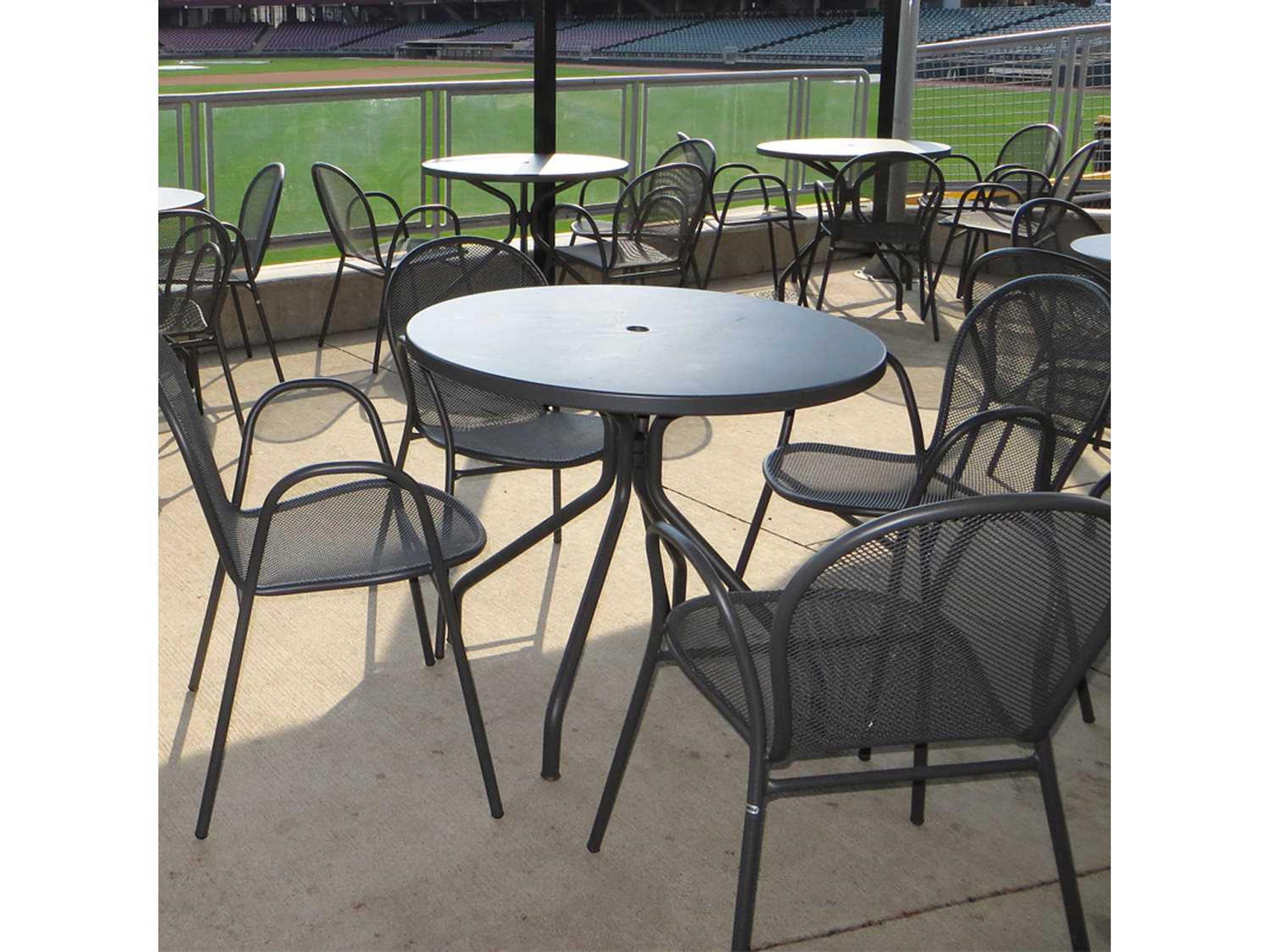 Ronda Steel Outdoor Dining Set