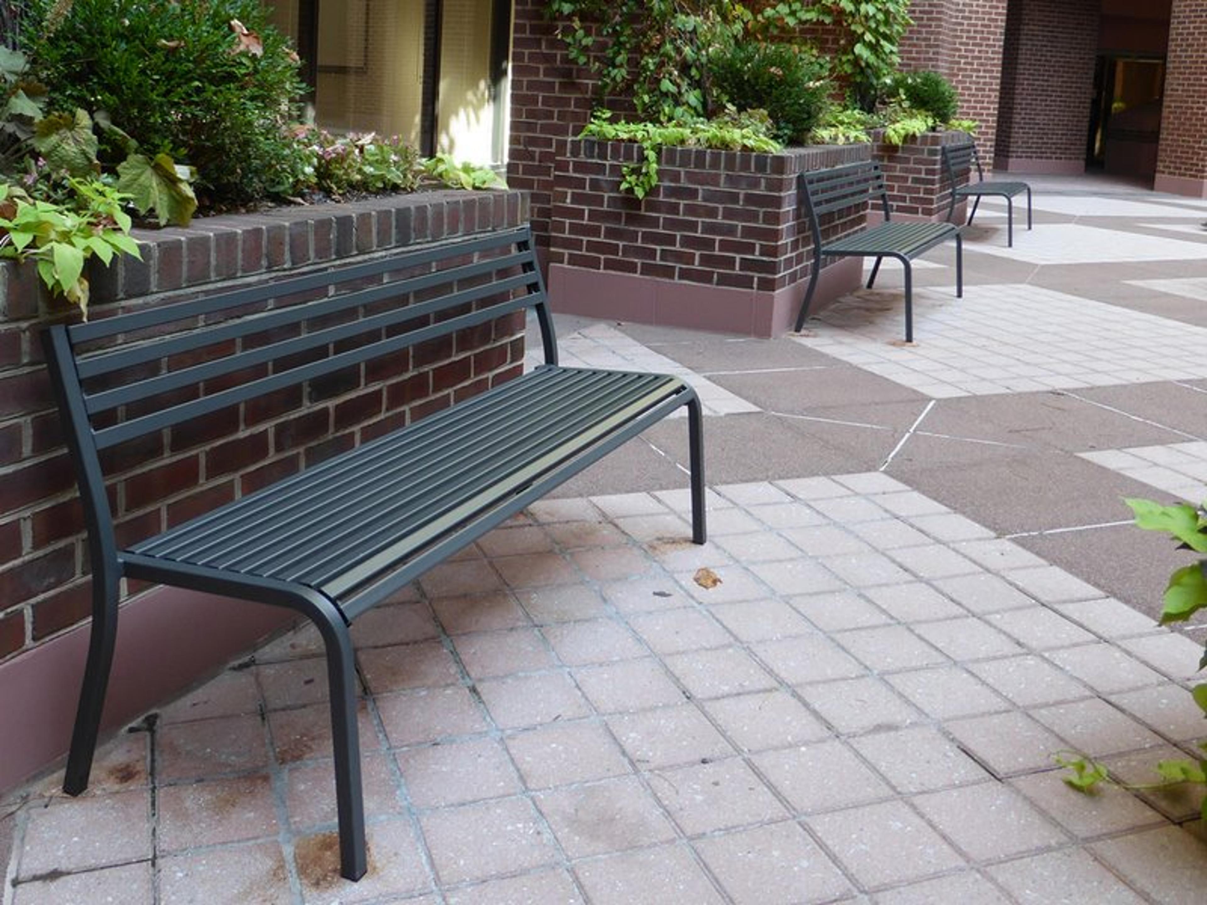 Segno Steel Patio Bench Set