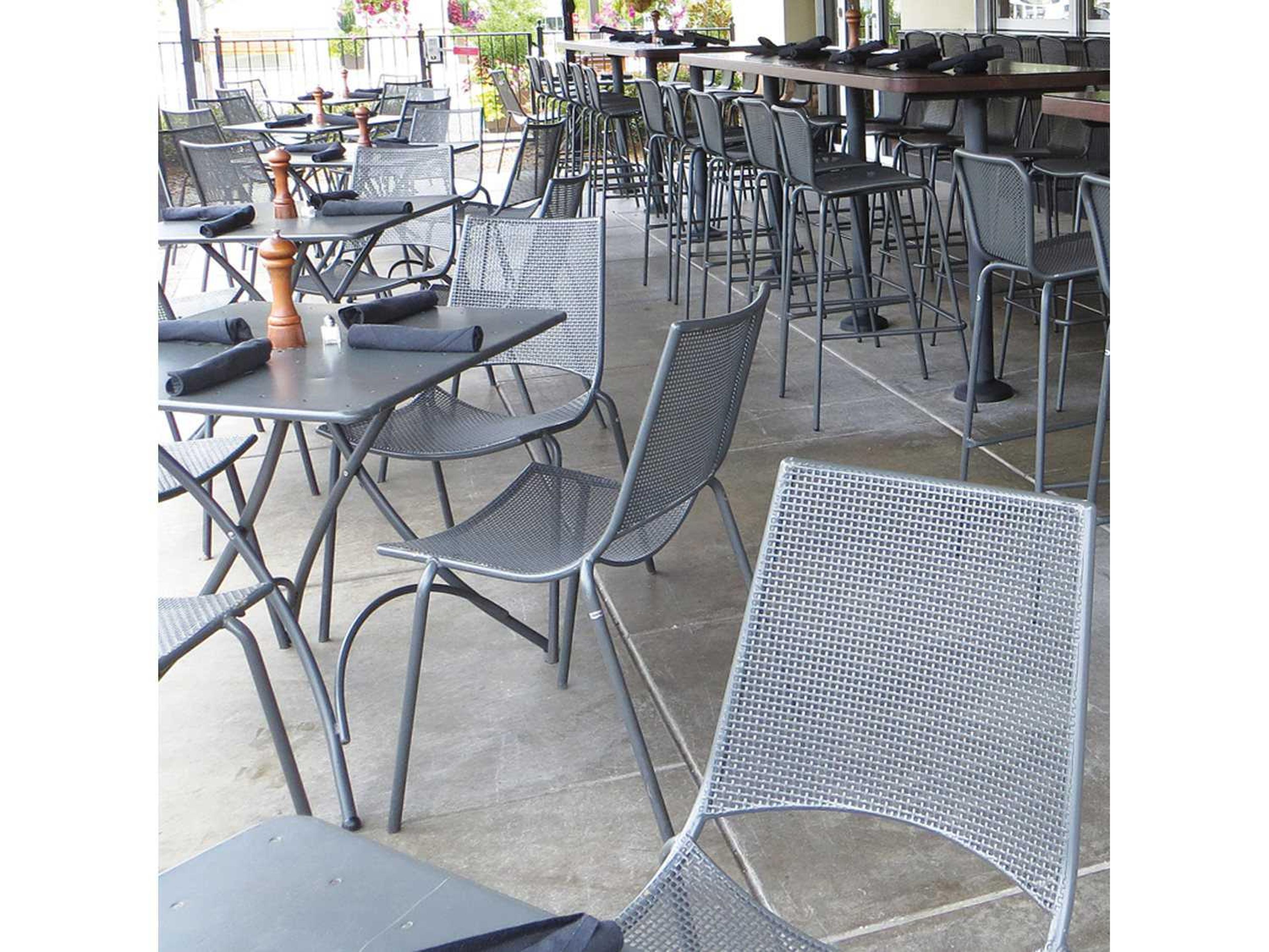 Topper Steel Outdoor Dining Set