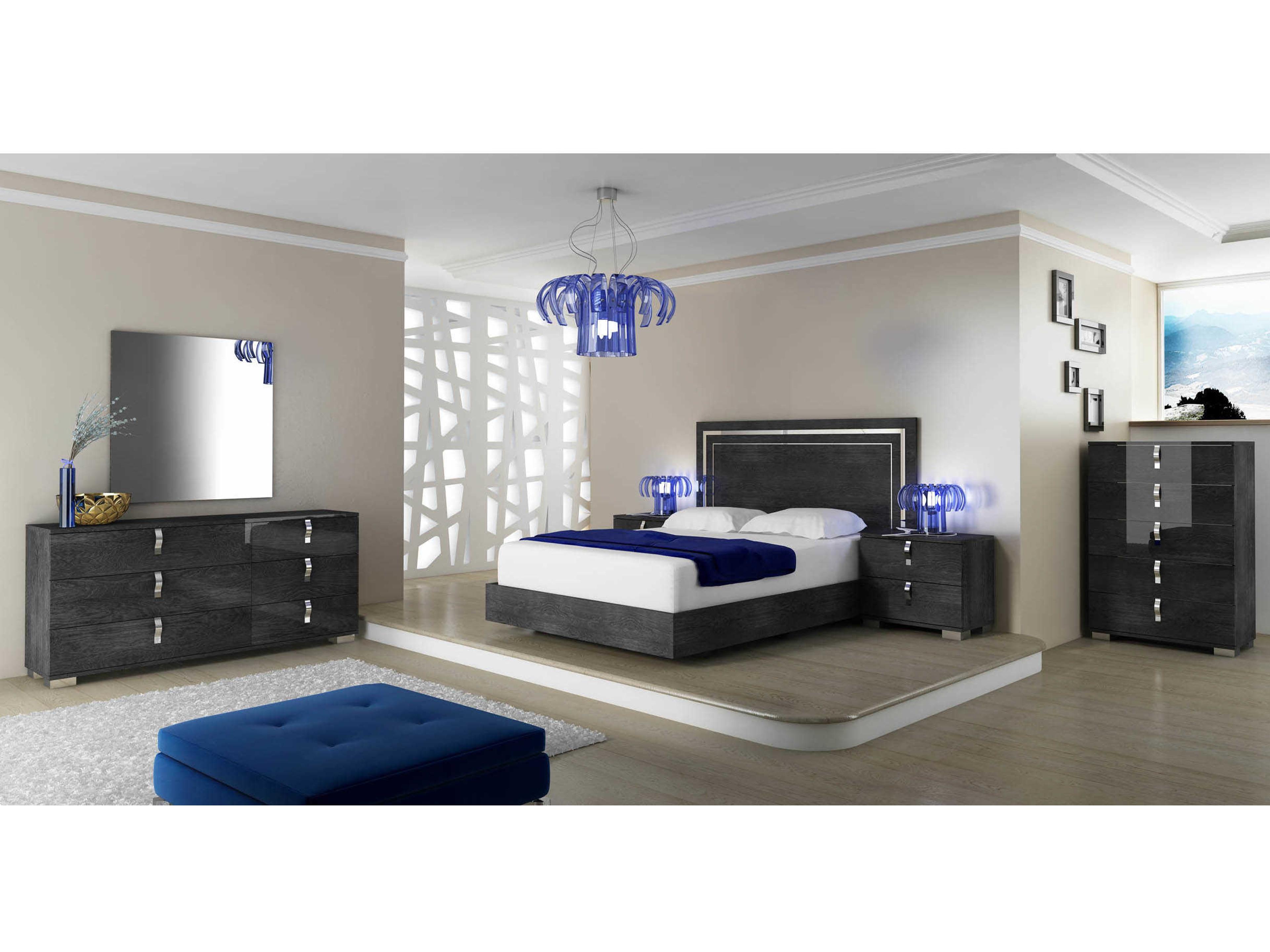 Essentials for Living Vivente Noble Rectangular Wall Mirror