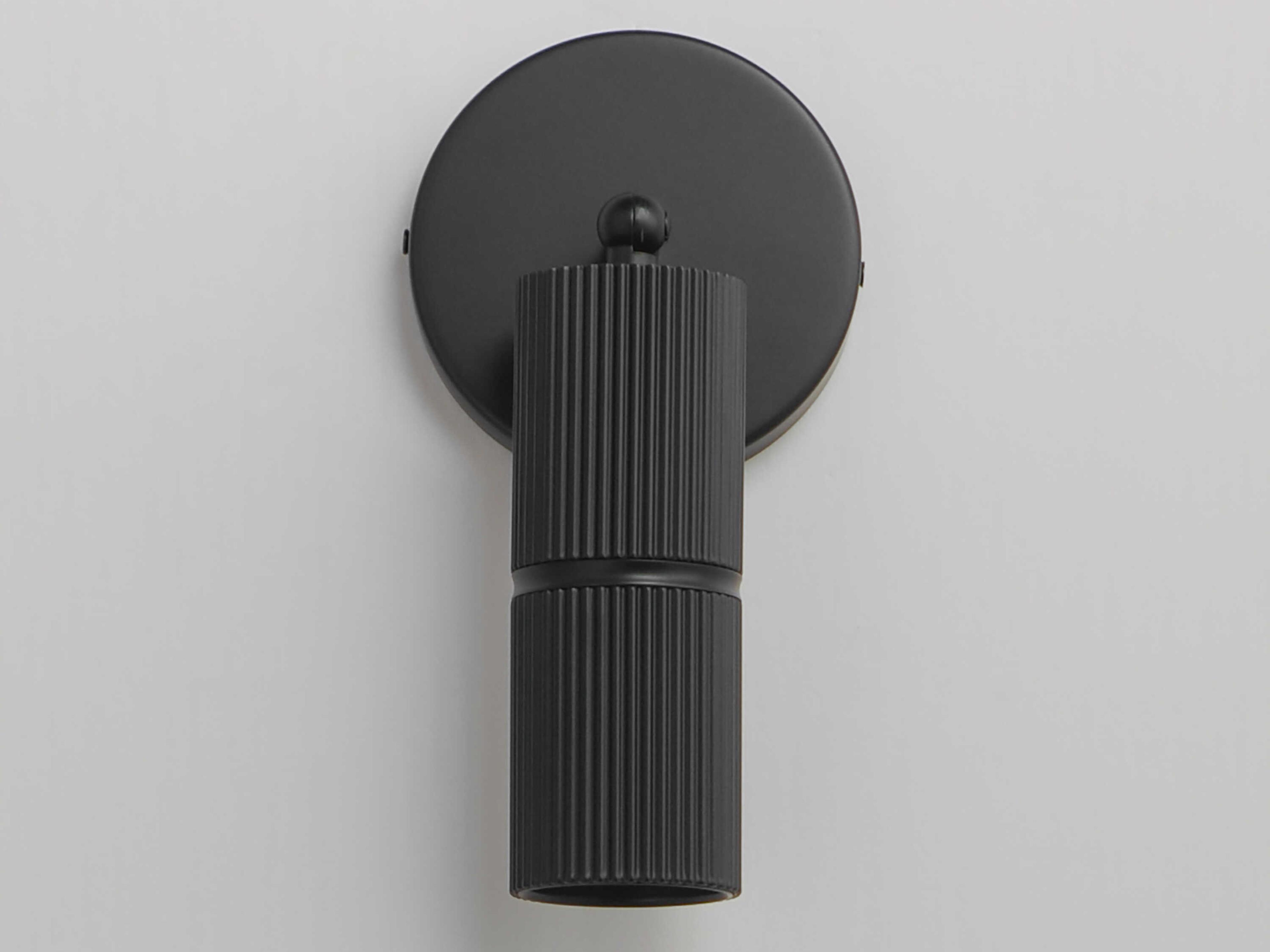 ET2 Reeds 1-Light Outdoor Spot Light