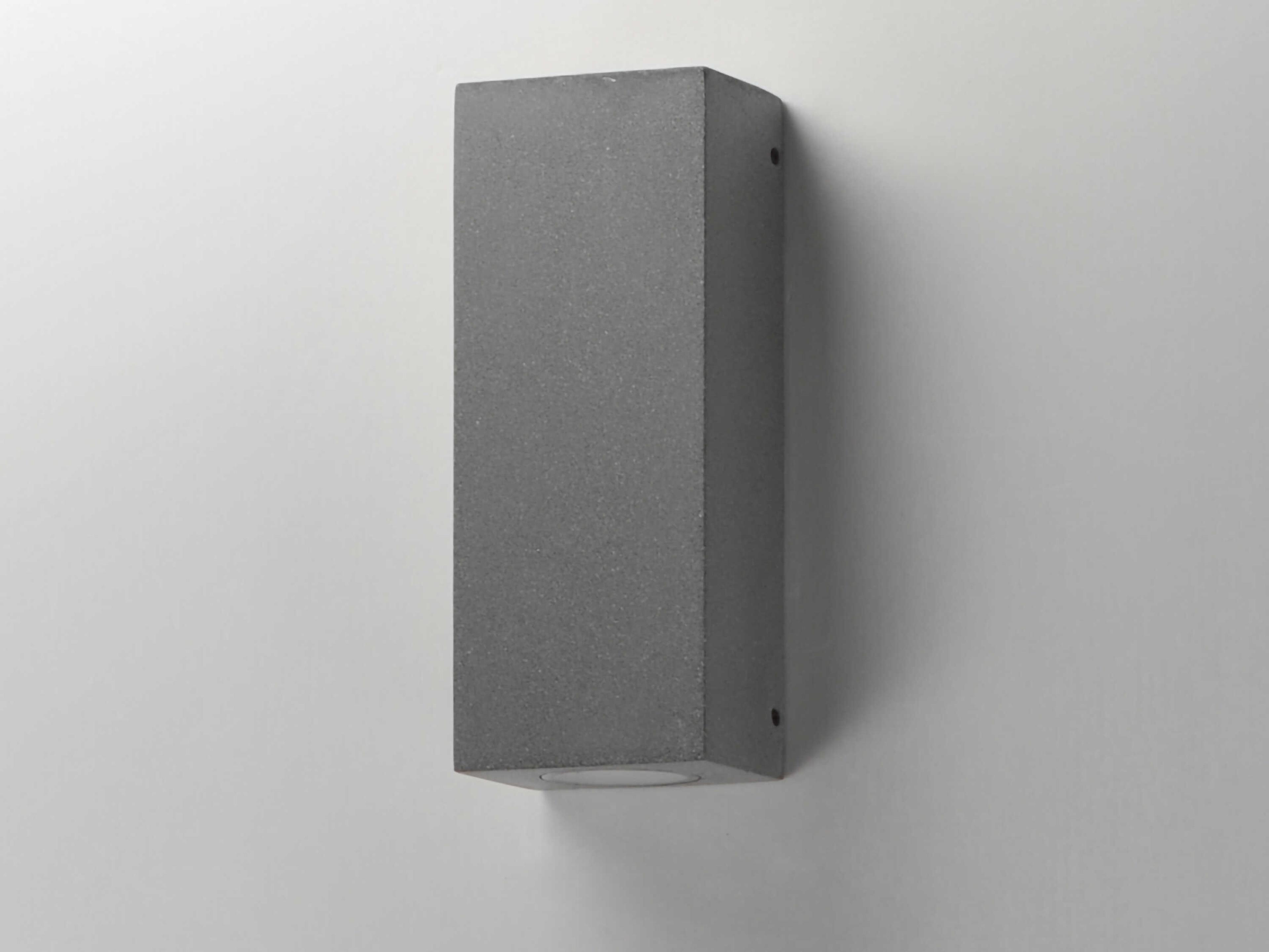 ET2 Pilar 2-Light Outdoor Wall Light