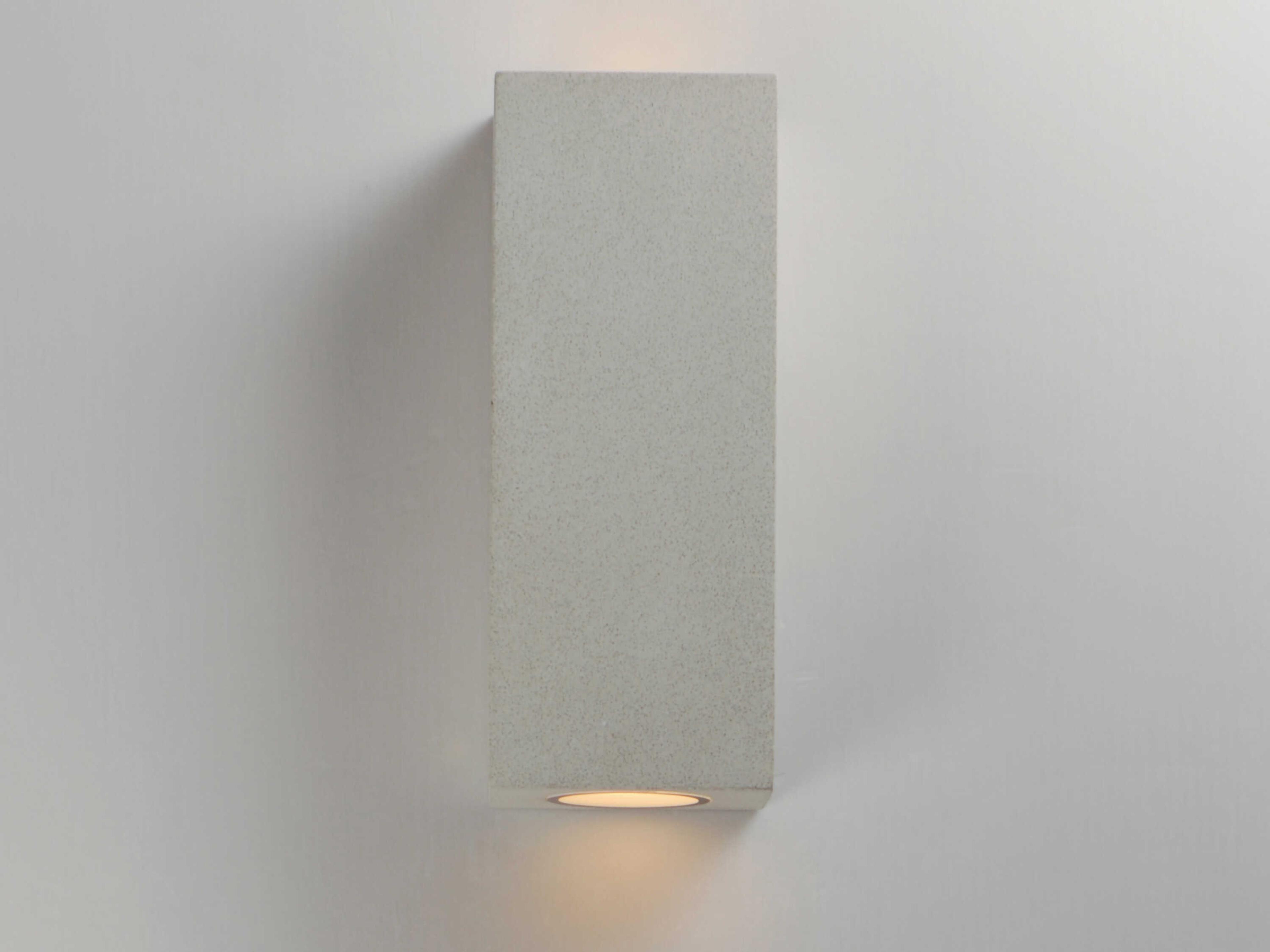 ET2 Pilar 2-Light Outdoor Wall Light