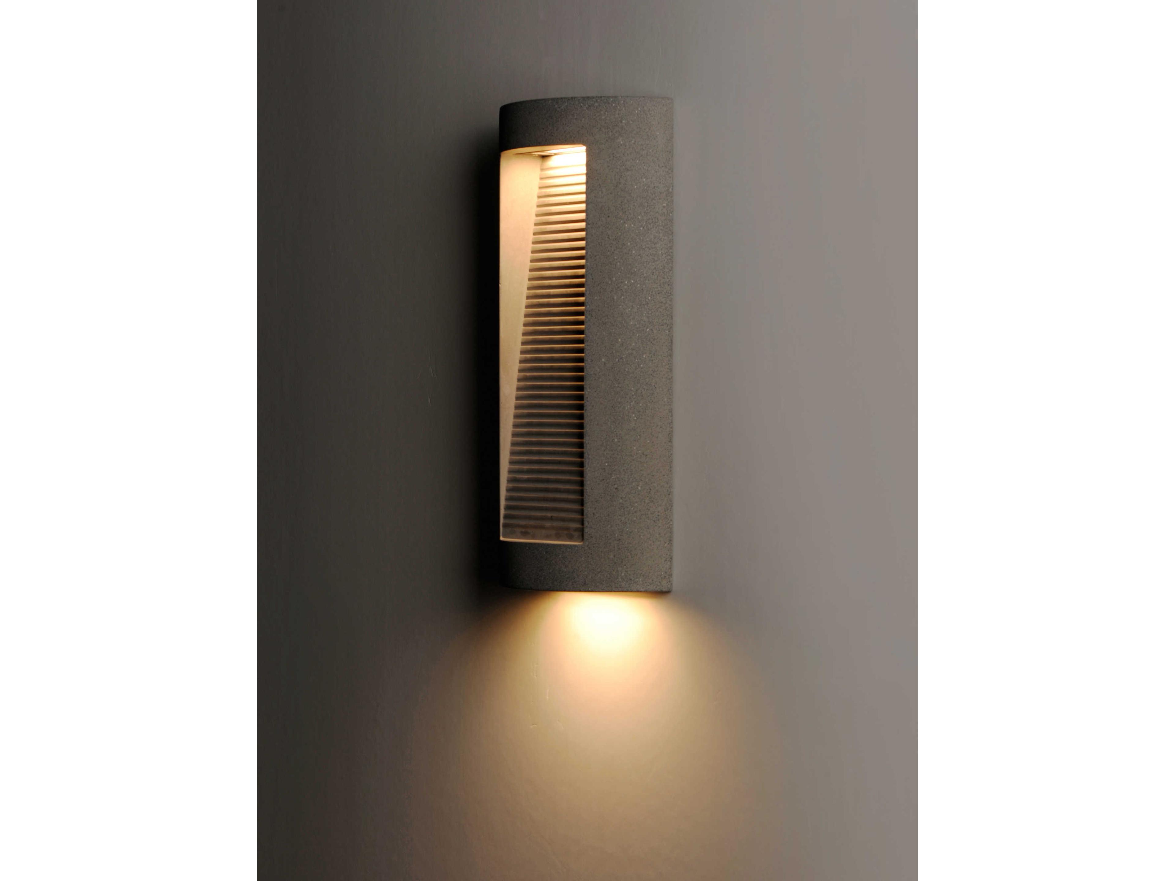 ET2 Boardwalk 2 - Light LED Outdoor Wall Light