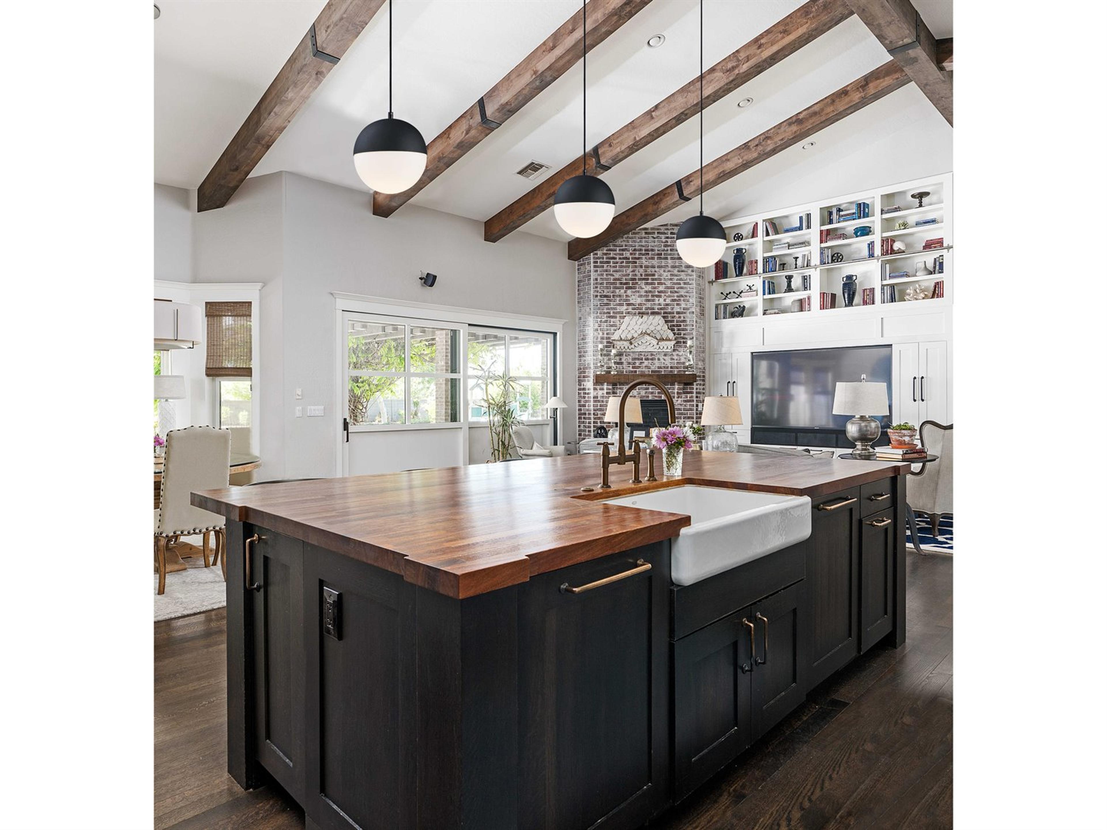 ET2 1-Light Black Glass LED Globe Mini Pendant