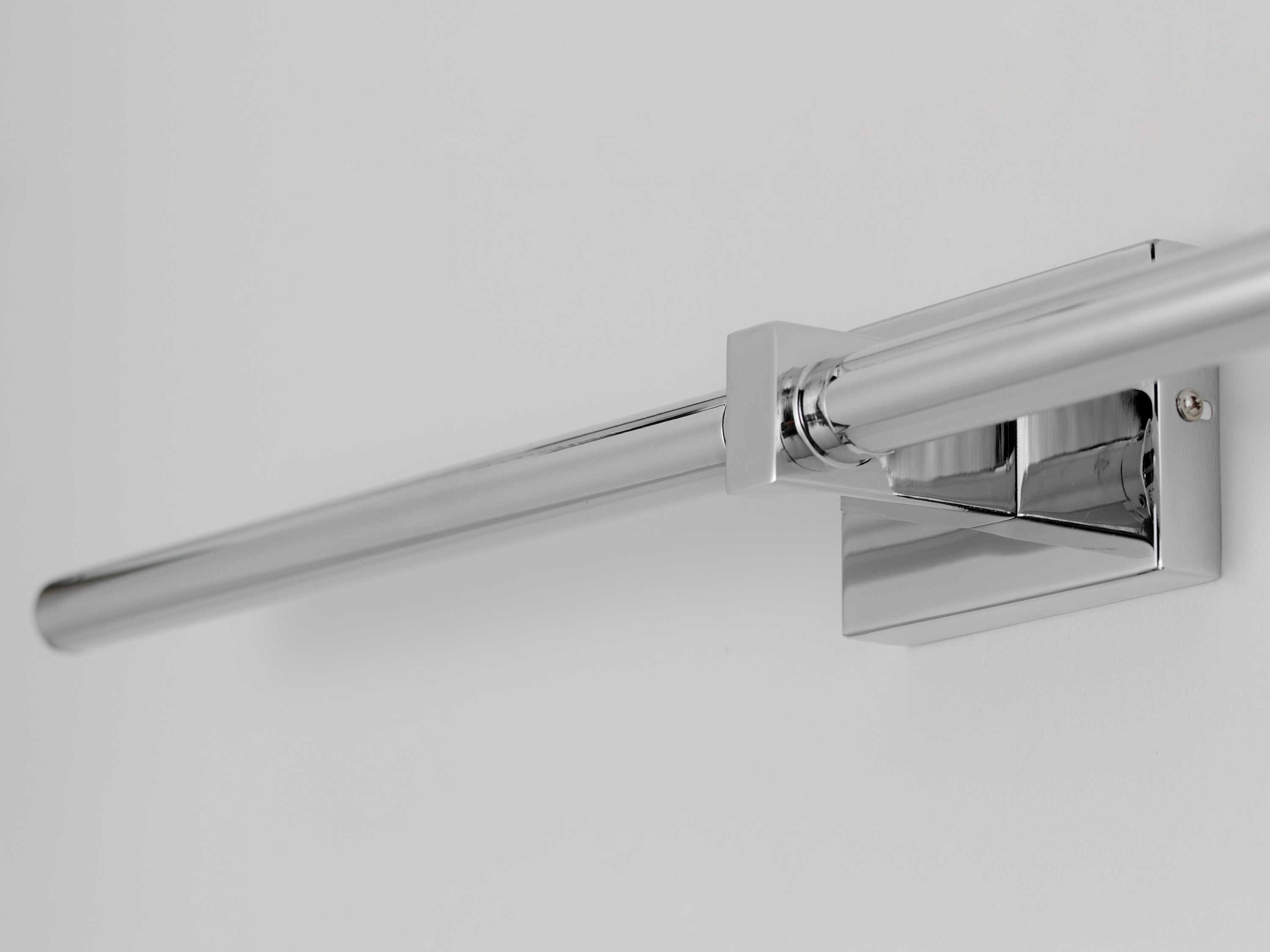 ET2 Dorian 1-Light Polished Chrome LED Vanity Light