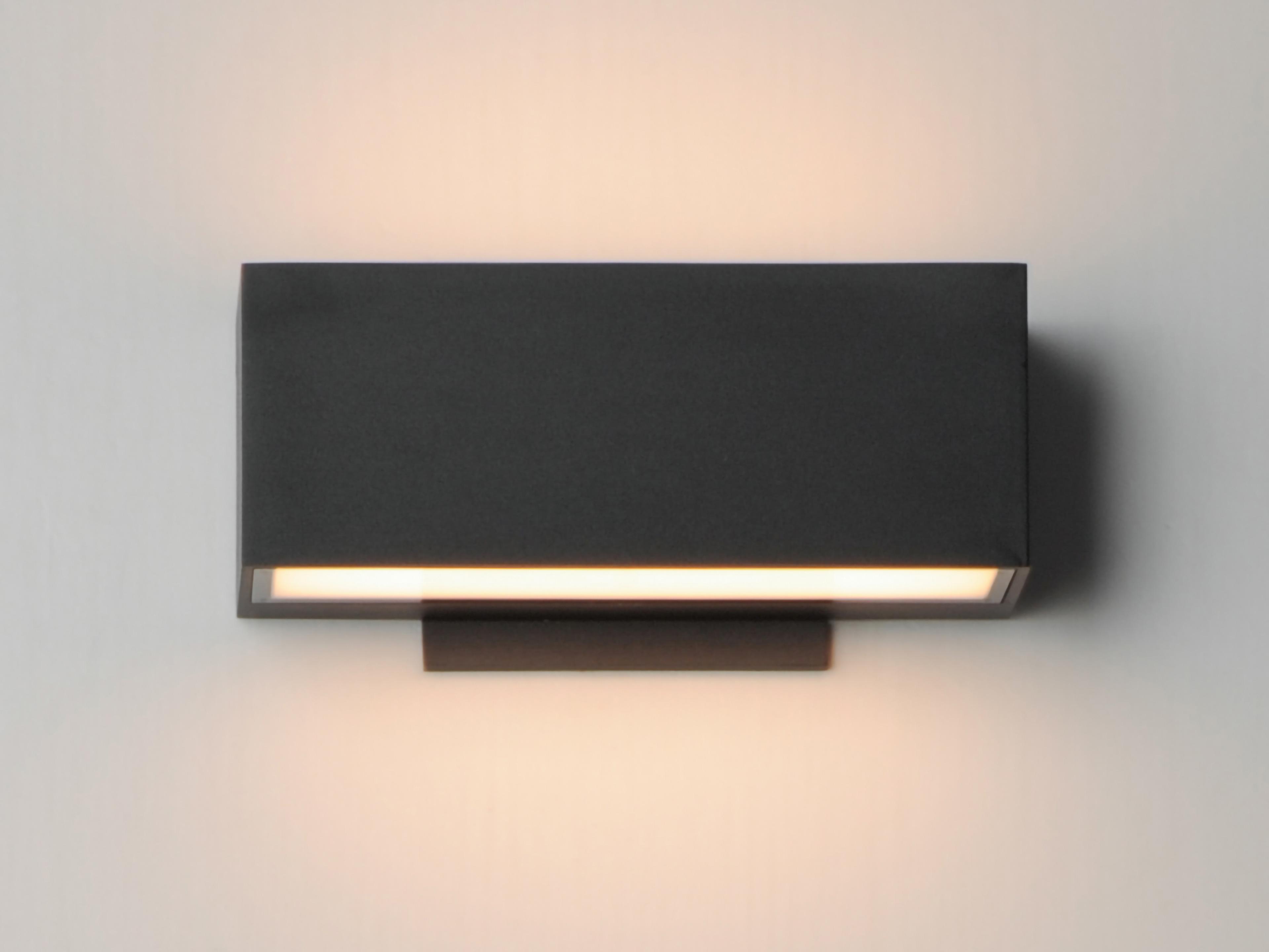 ET2 Blok 2-Light Outdoor Wall Light