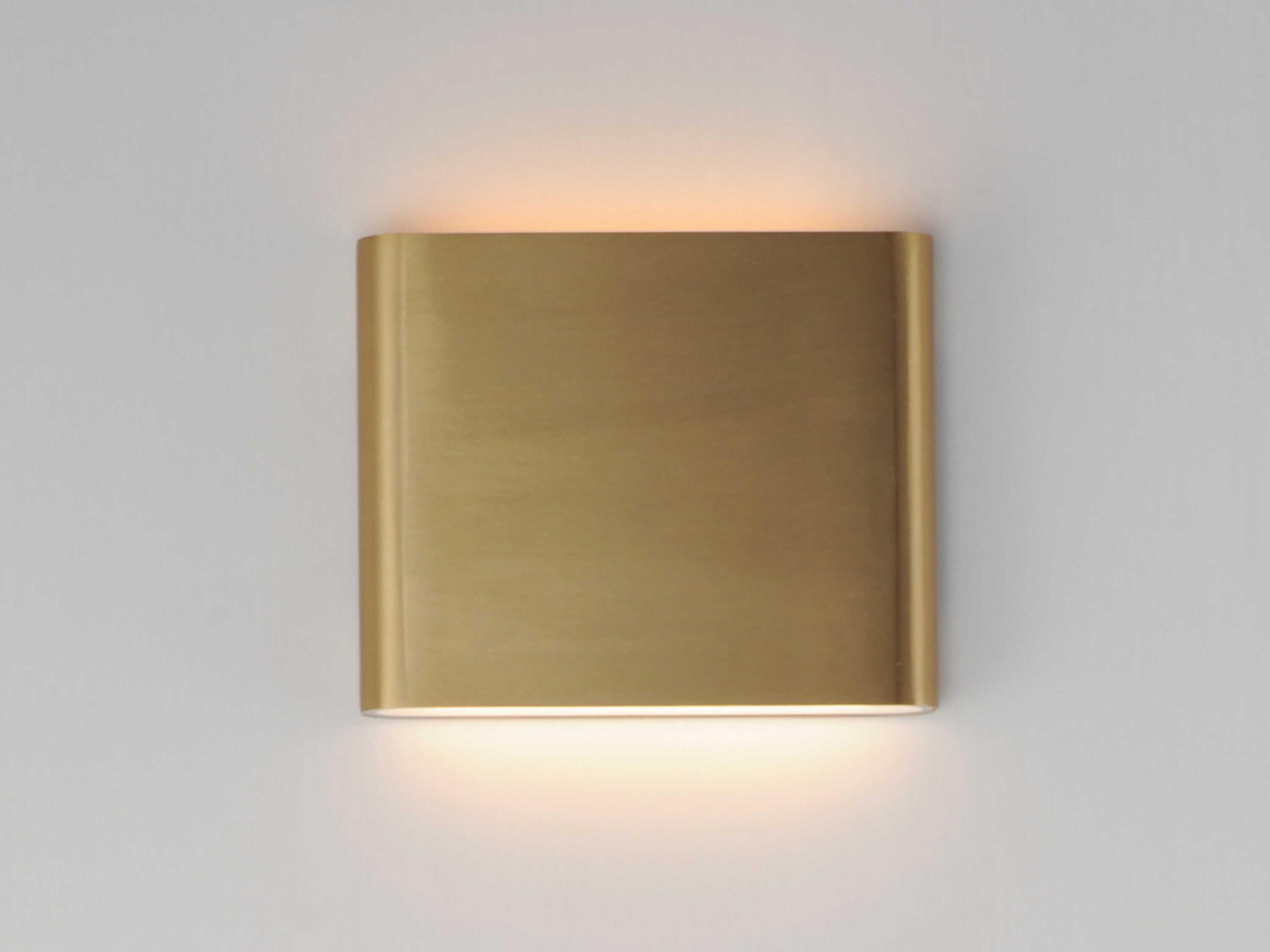 ET2 Spartan 2-Light Outdoor Wall Light