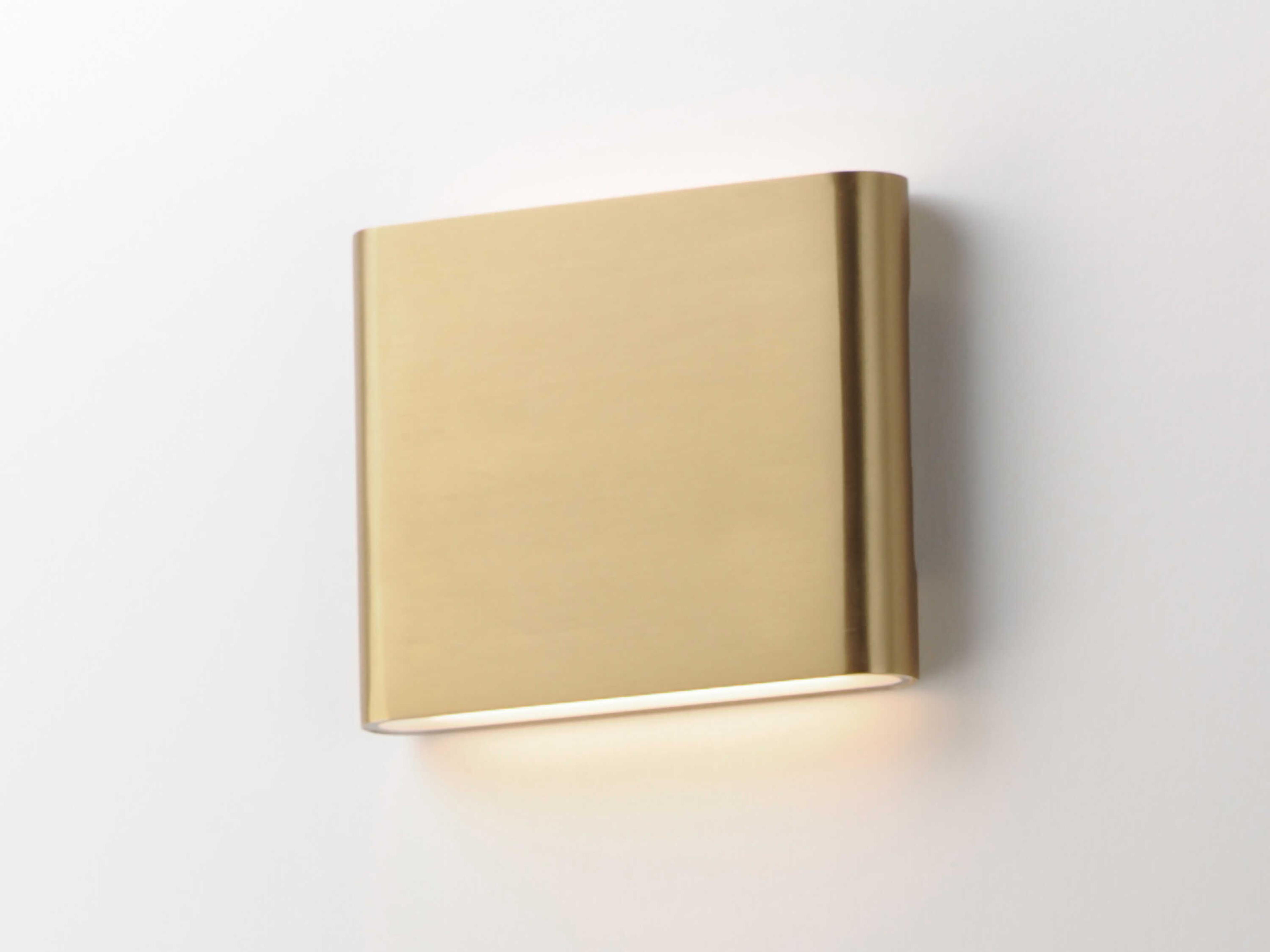 ET2 Spartan 2-Light Outdoor Wall Light
