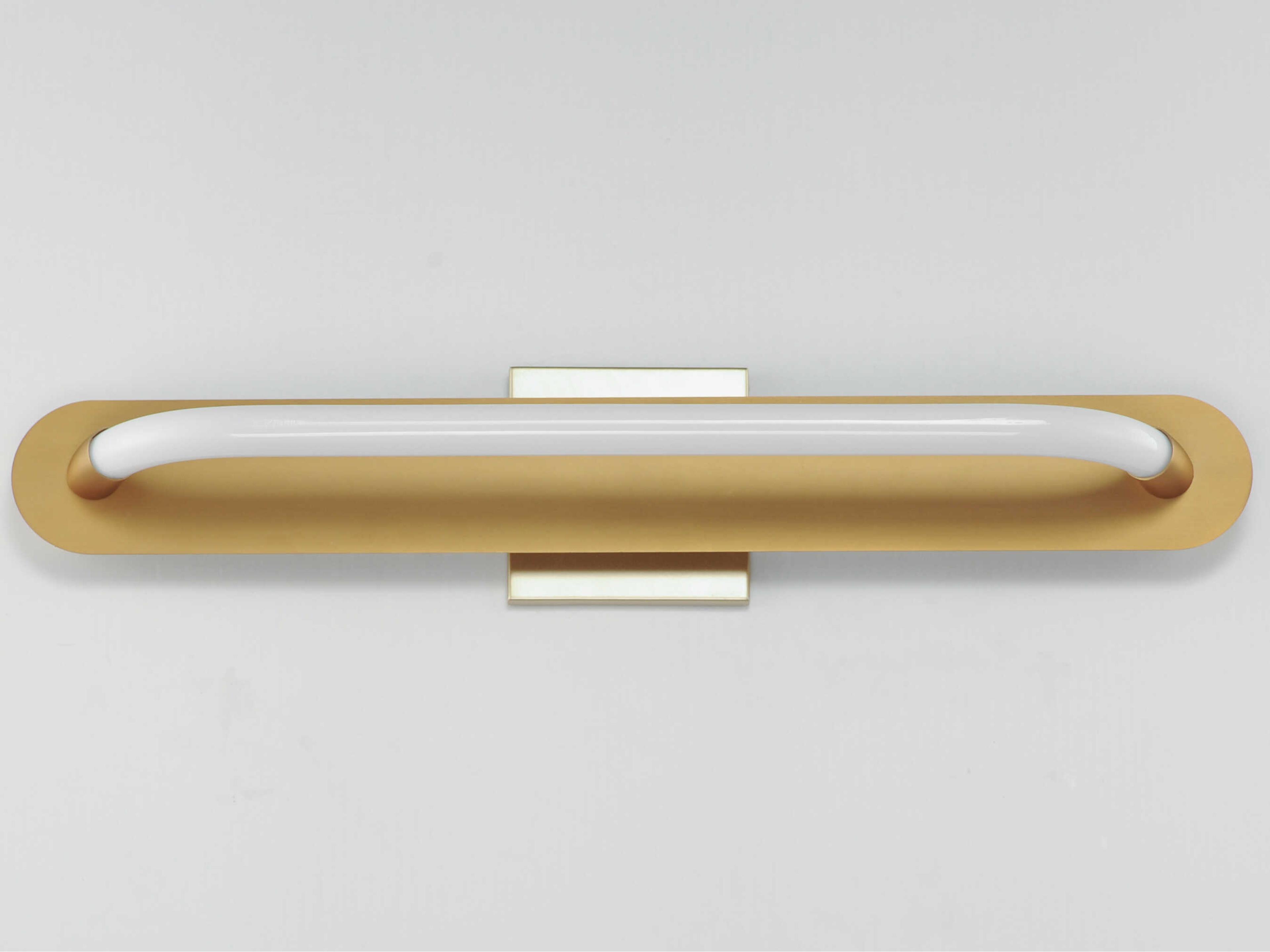ET2 1-Light Gold Wall Sconce