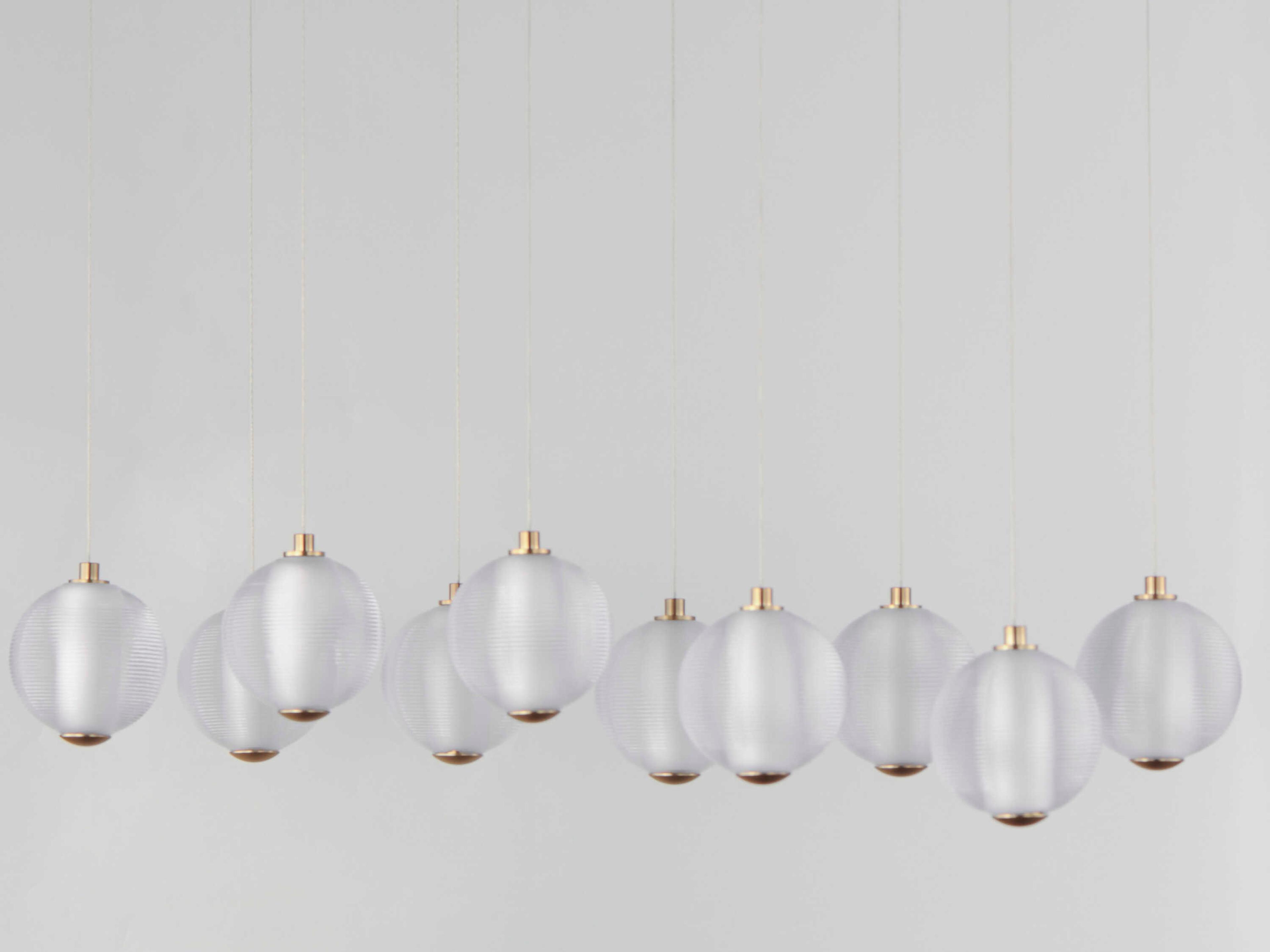 ET2 Rhythm 10-Light Gold Globe Island Pendant