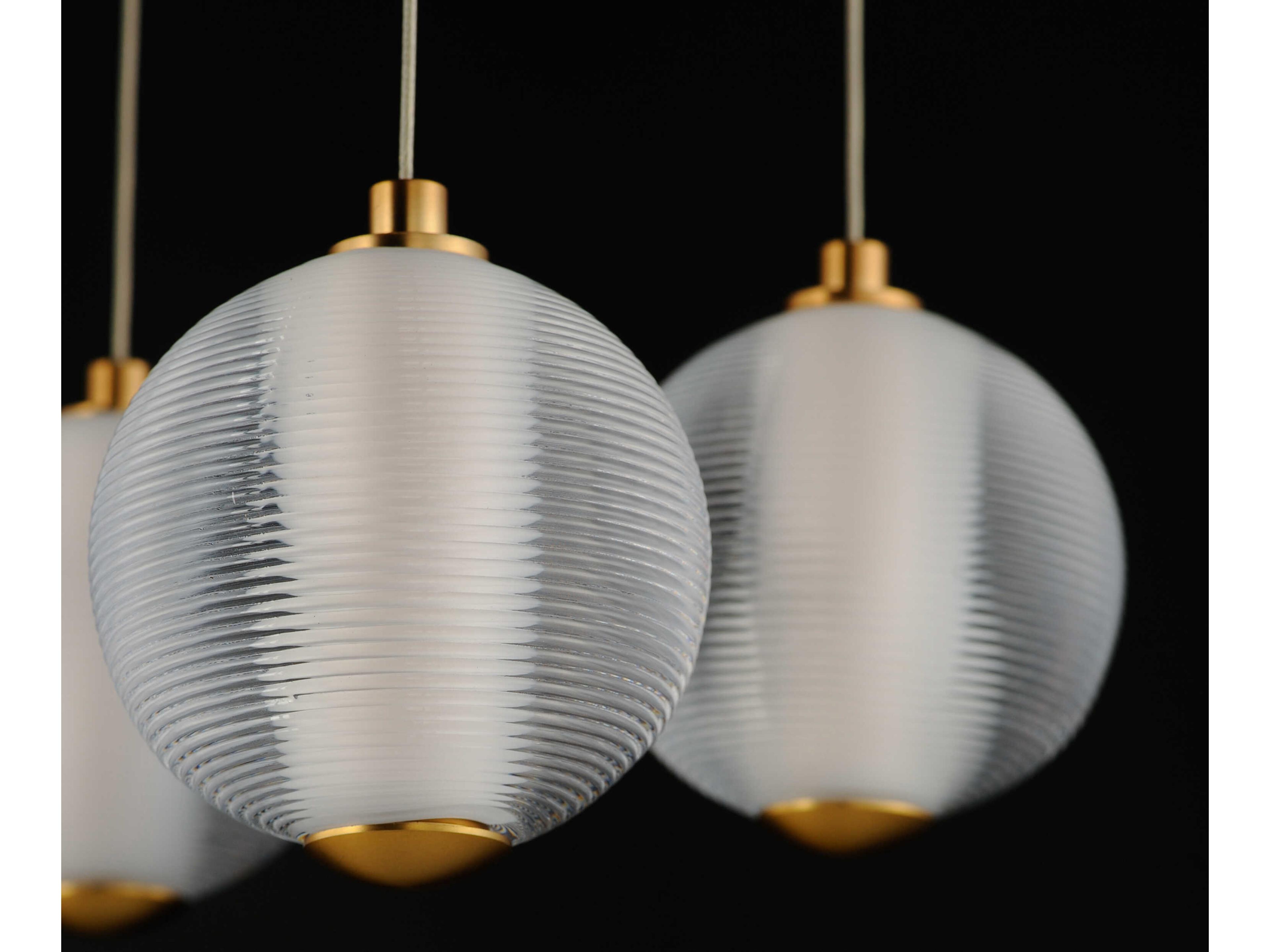 ET2 Rhythm 10-Light Gold Globe Island Pendant