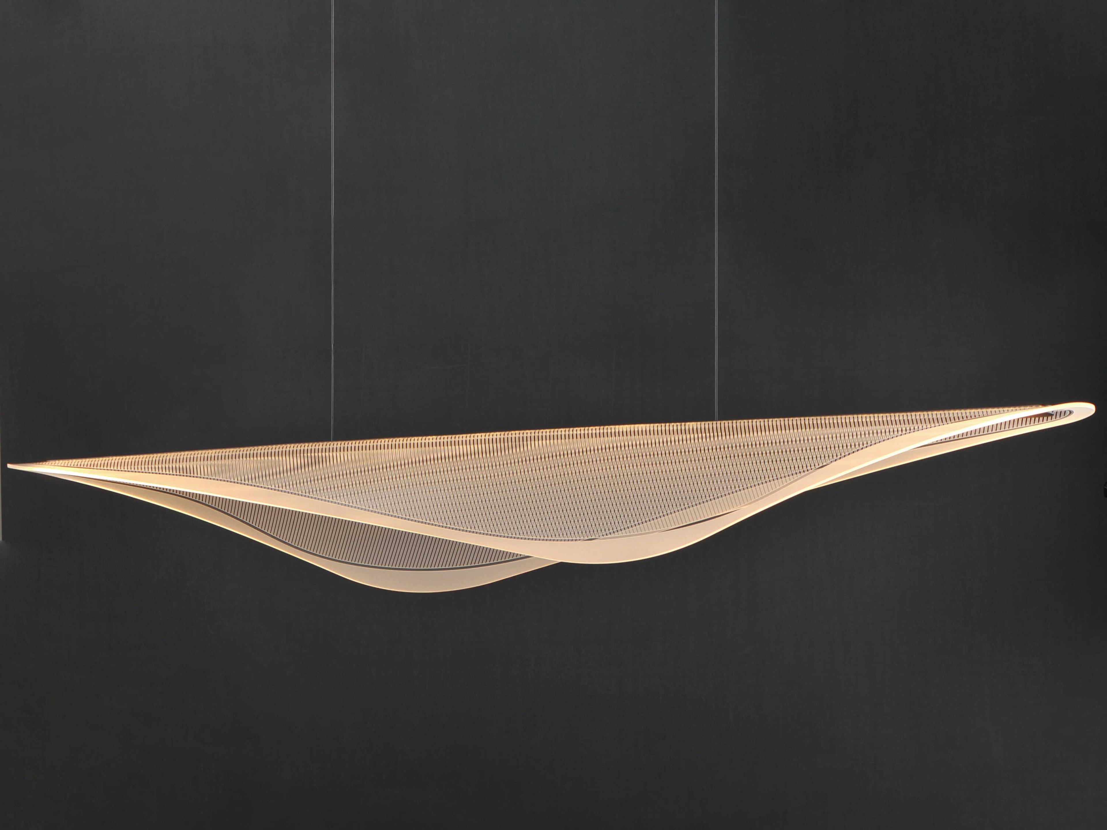 ET2 Manta 1-Light Black Linear Island Pendant