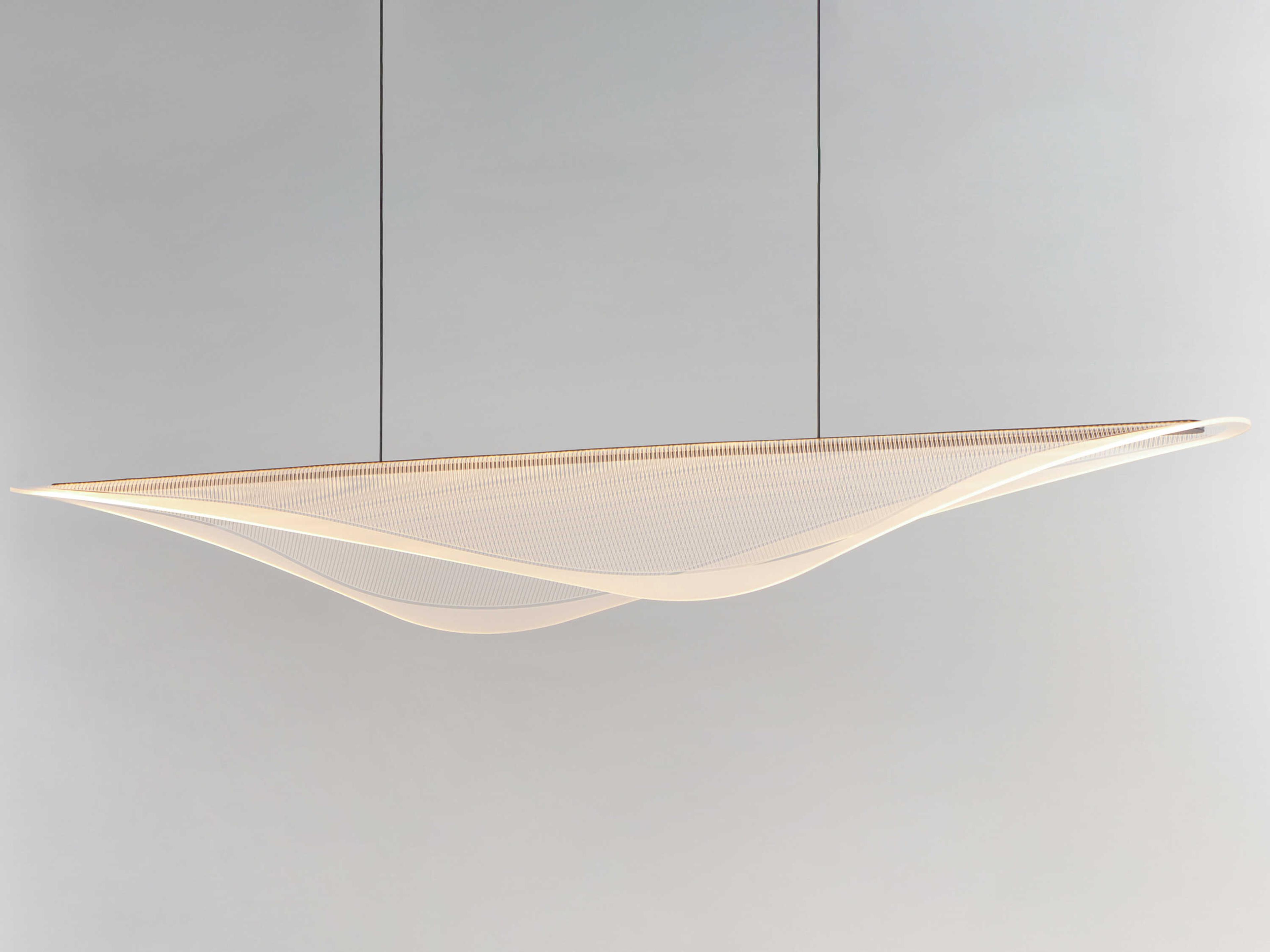 ET2 Manta 1-Light Gold Linear Island Pendant