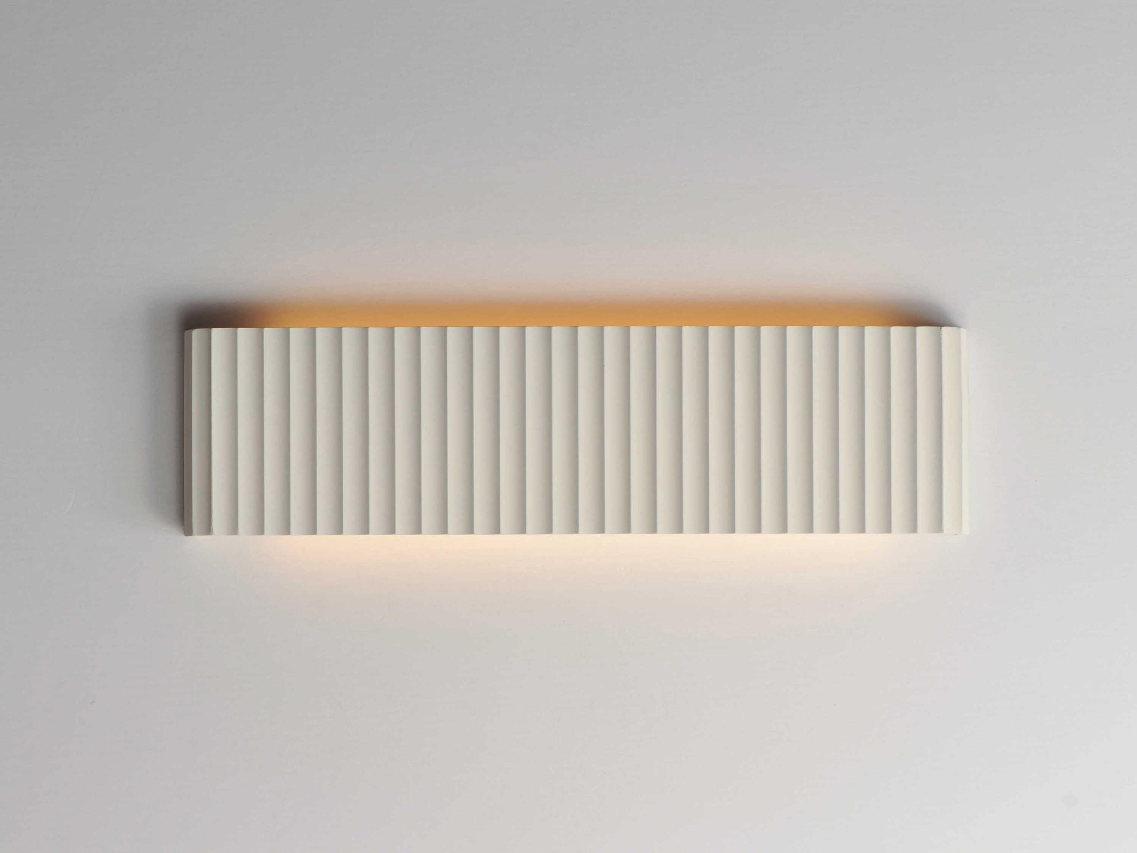 ET2 Delphi 1-Light Chaulk White Vanity Light