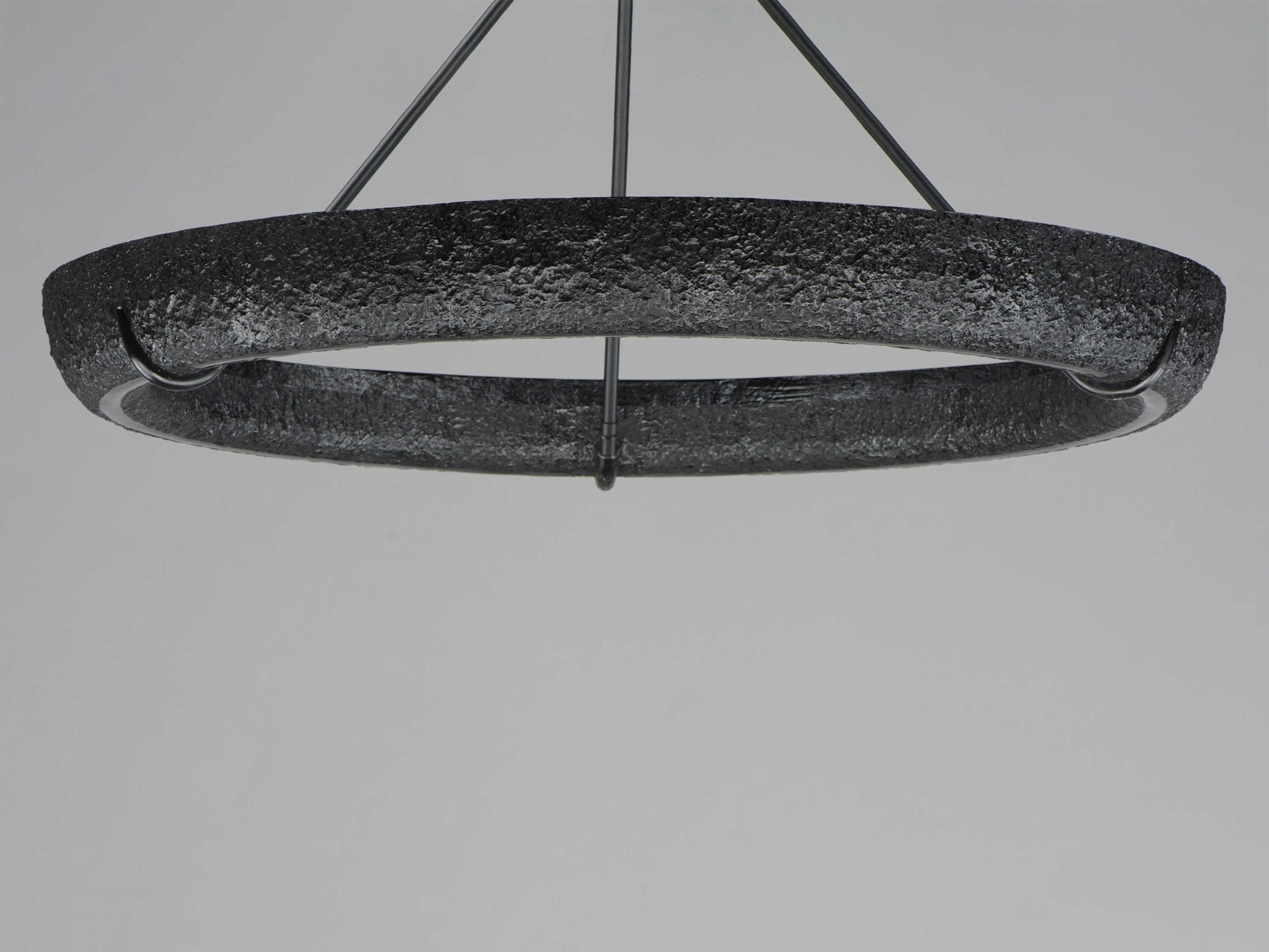 ET2 Geist Black Round Pendant