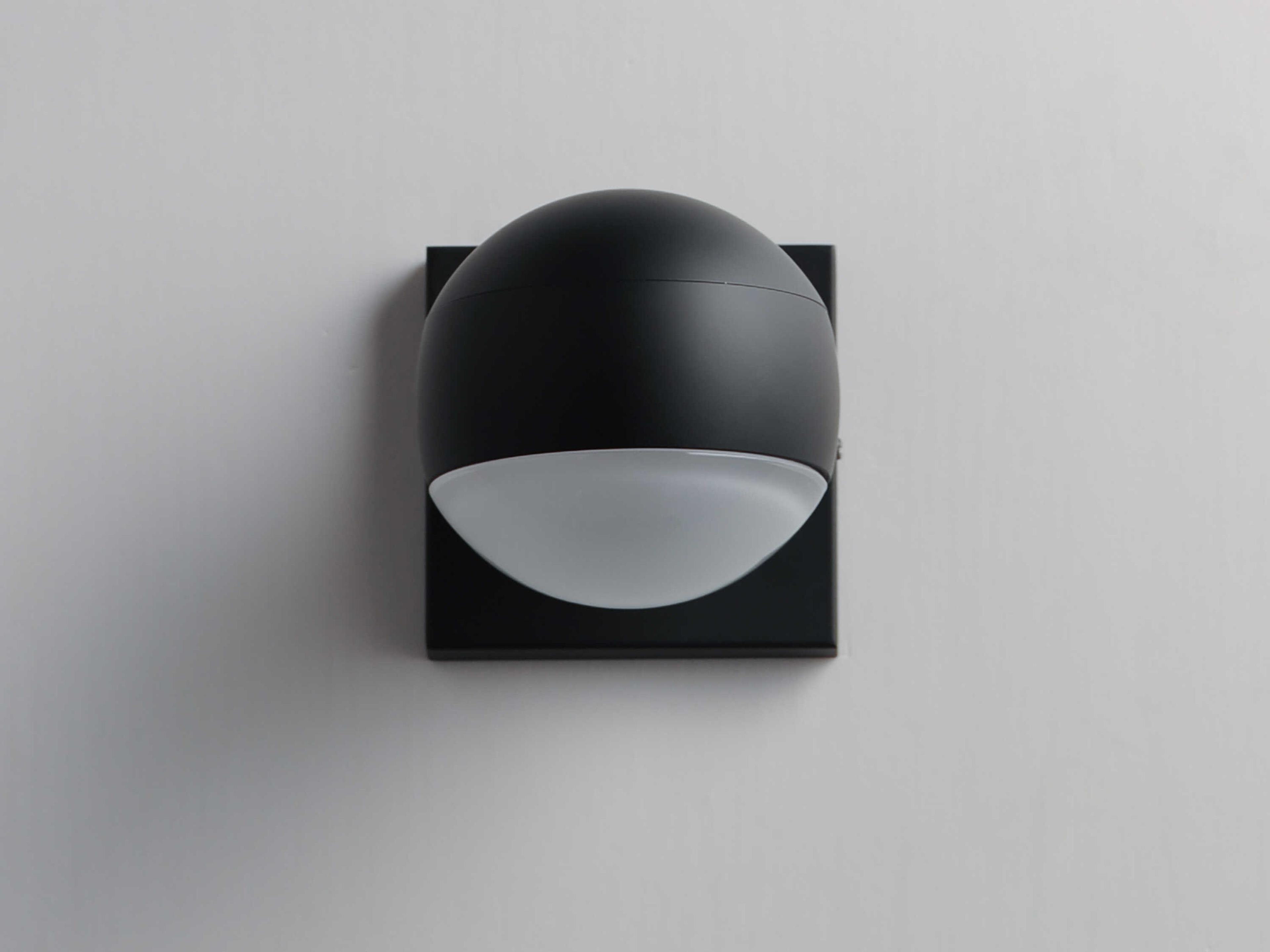 ET2 Modular 1 - Light Outdoor Wall Light