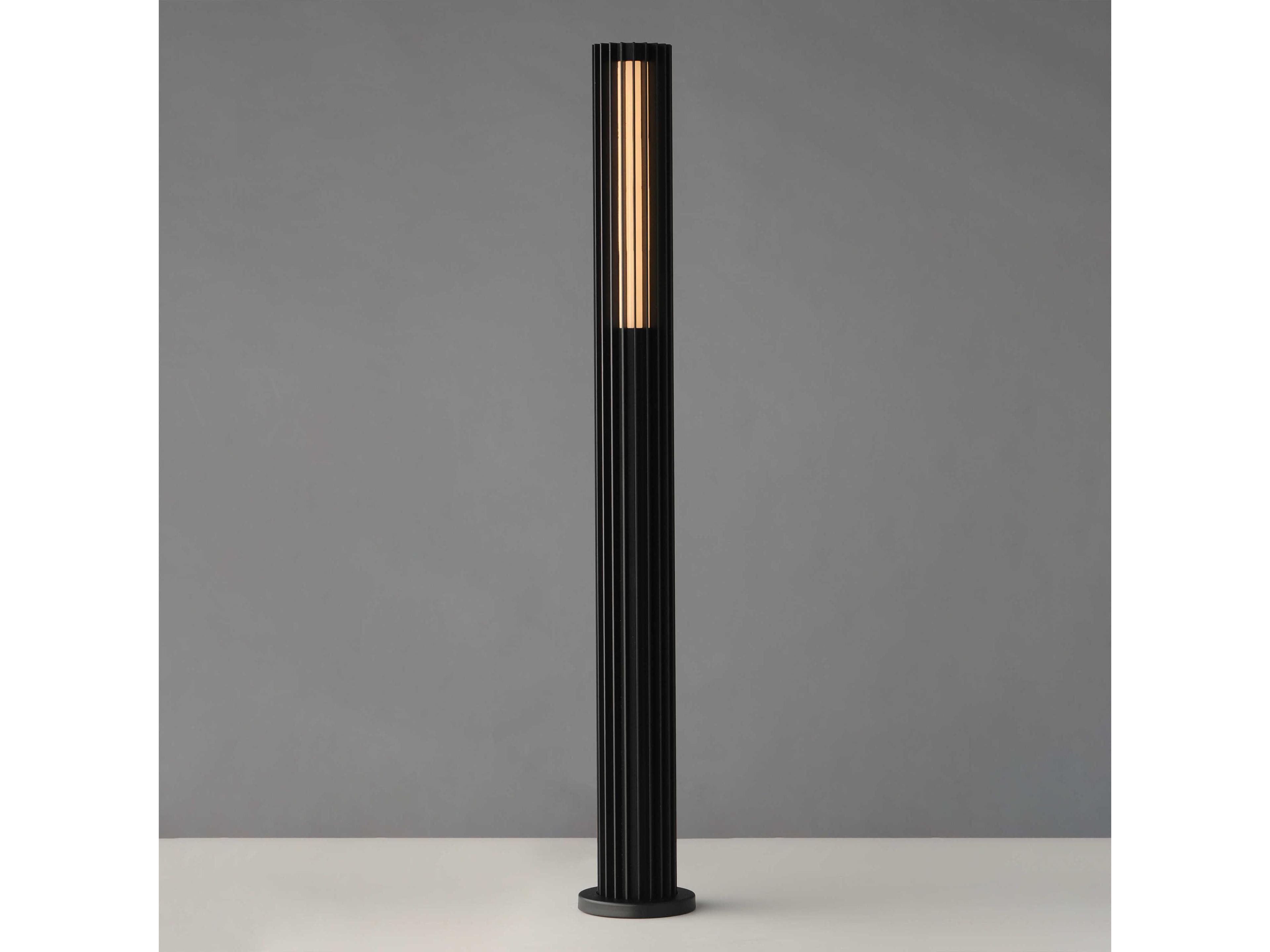 ET2 Citadel 4-Light Outdoor Path Light