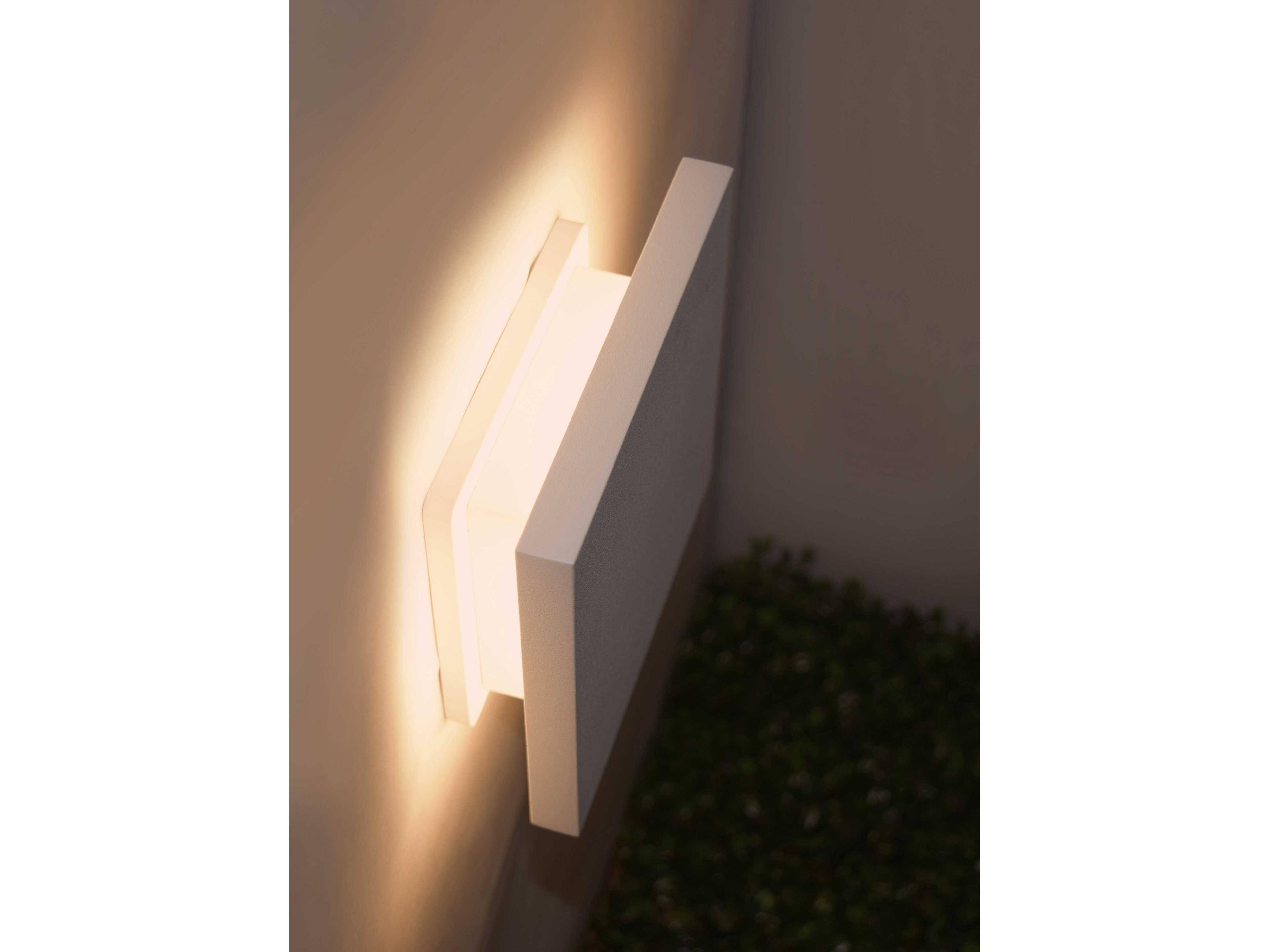 ET2 Alumilux Outdoor Wall Light