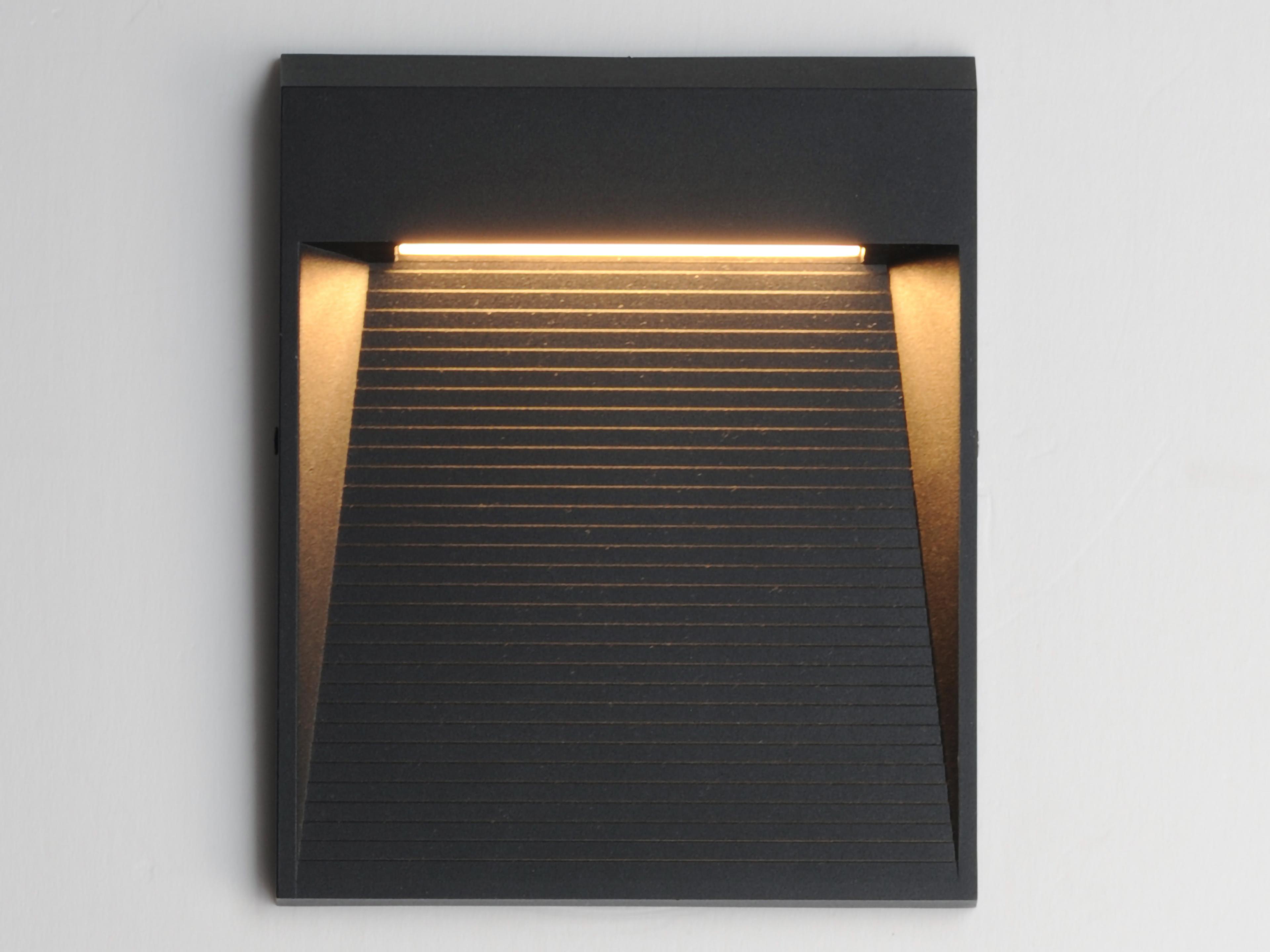 ET2 Steps 1-Light Outdoor Wall Light