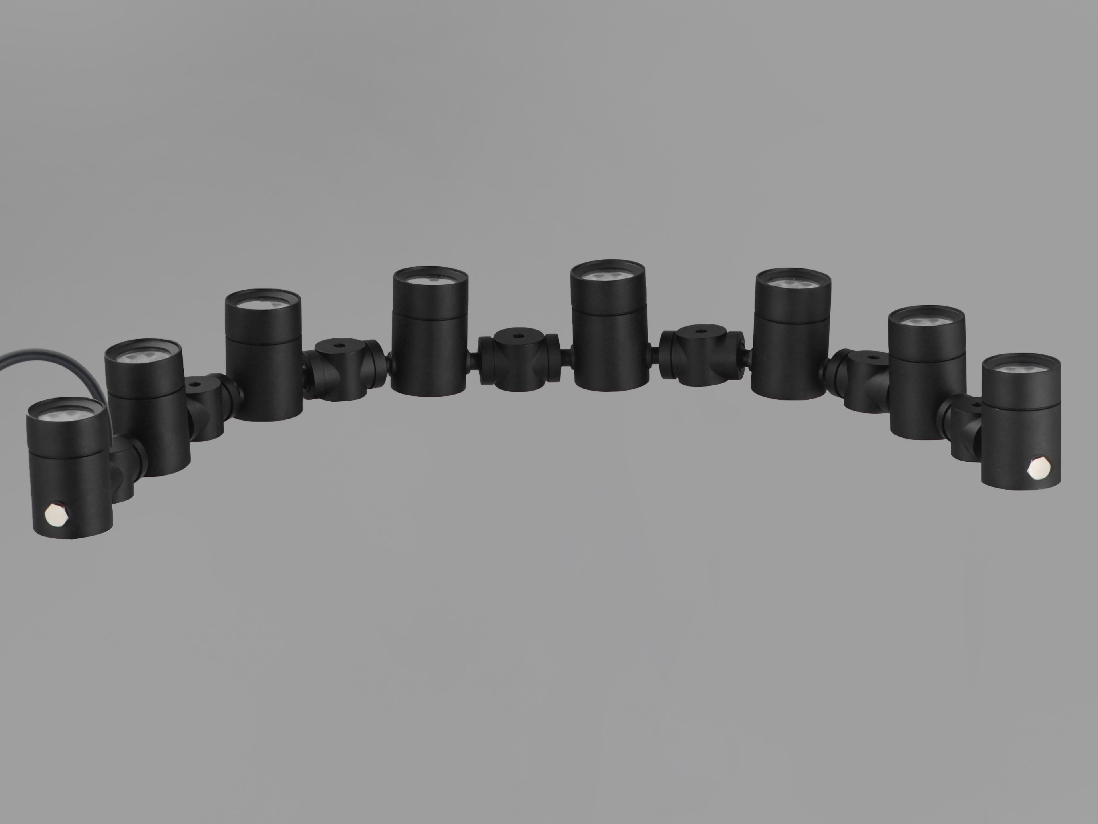 ET2 Tree Hugger 8-Light Outdoor Spot Light