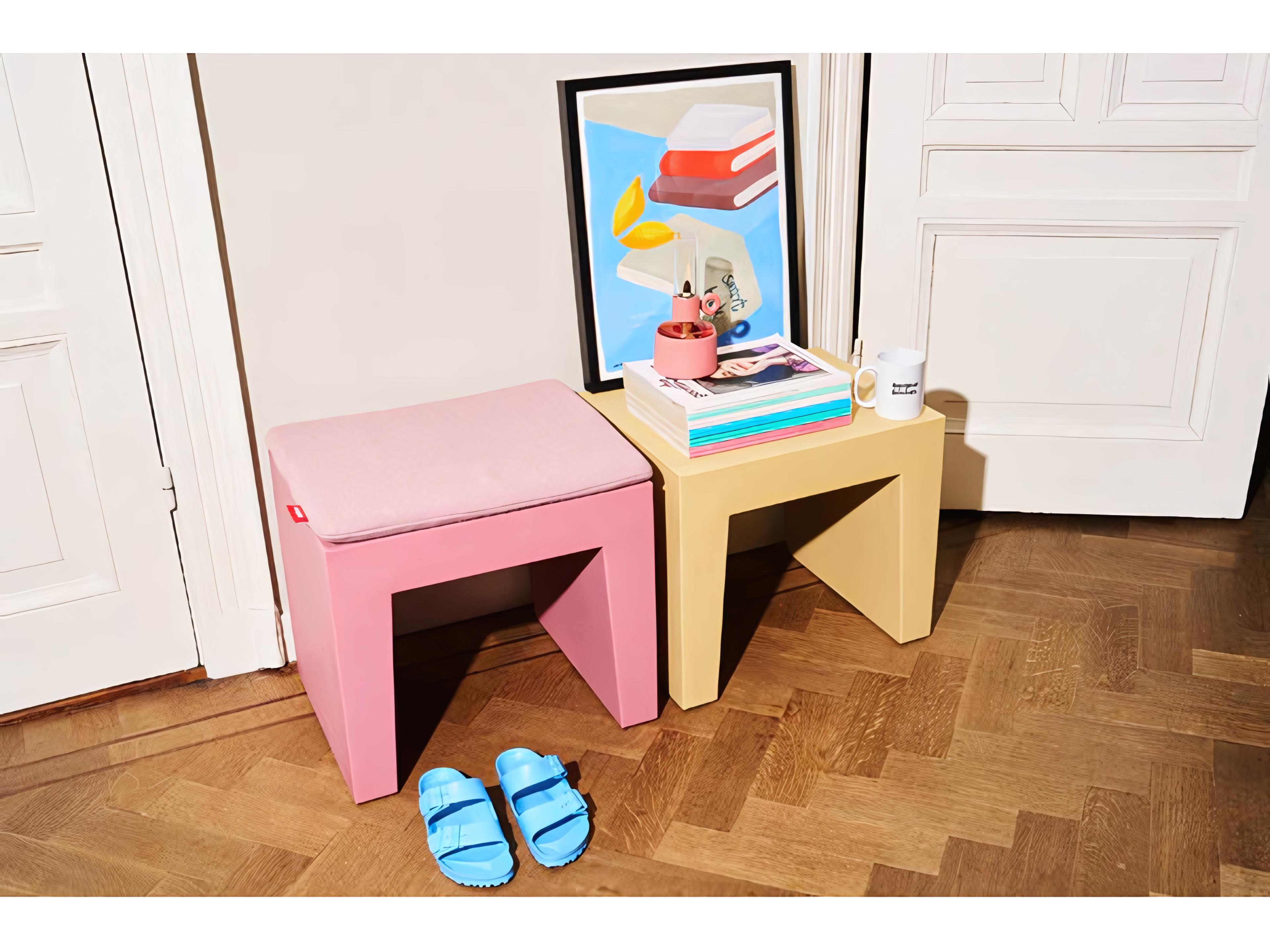 Fatboy Outdoor Concrete Seat in Candy