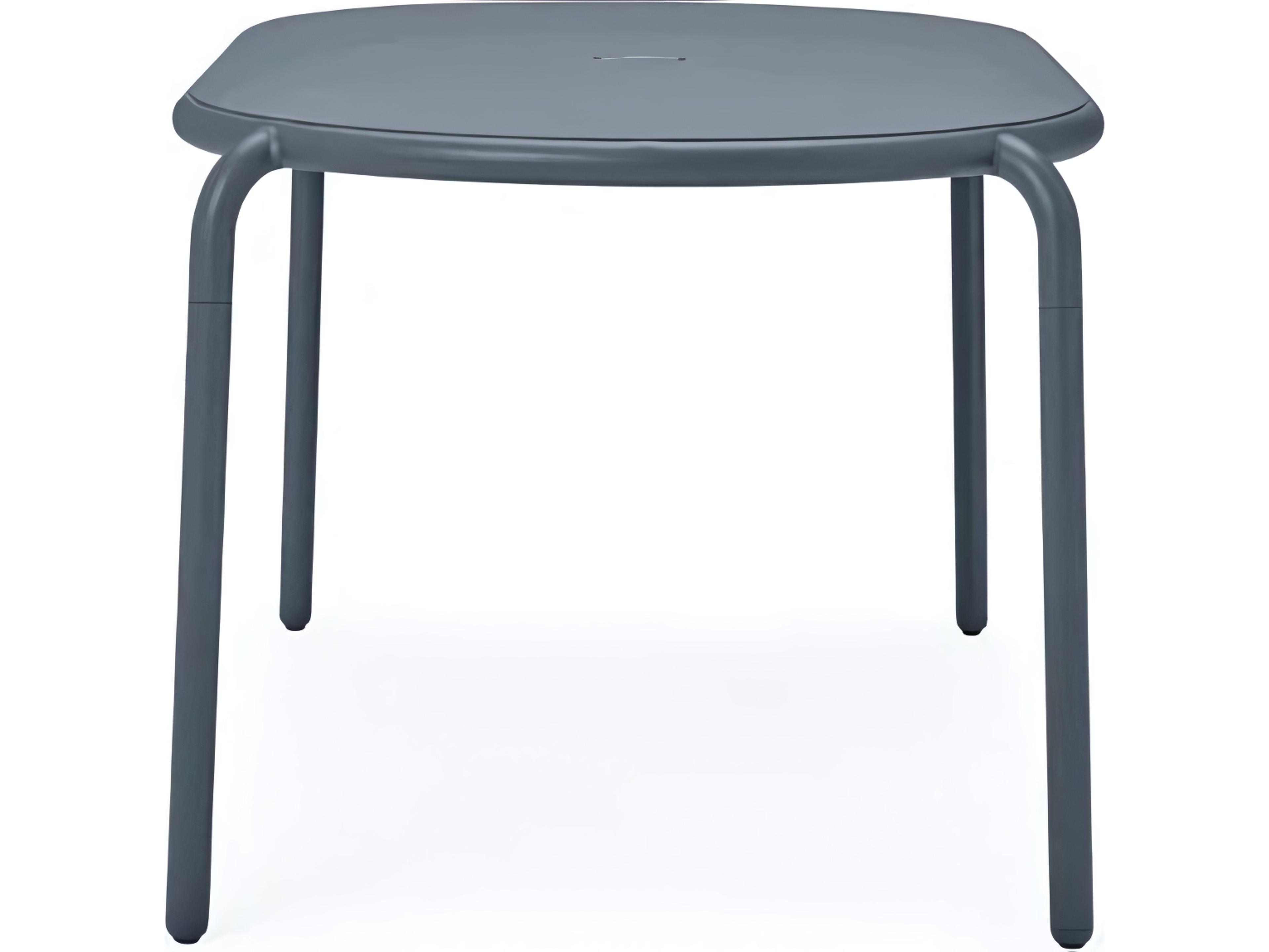 Fatboy Outdoor Toni Tavolo 63"W x 35 Oval Dining Table in Elephant