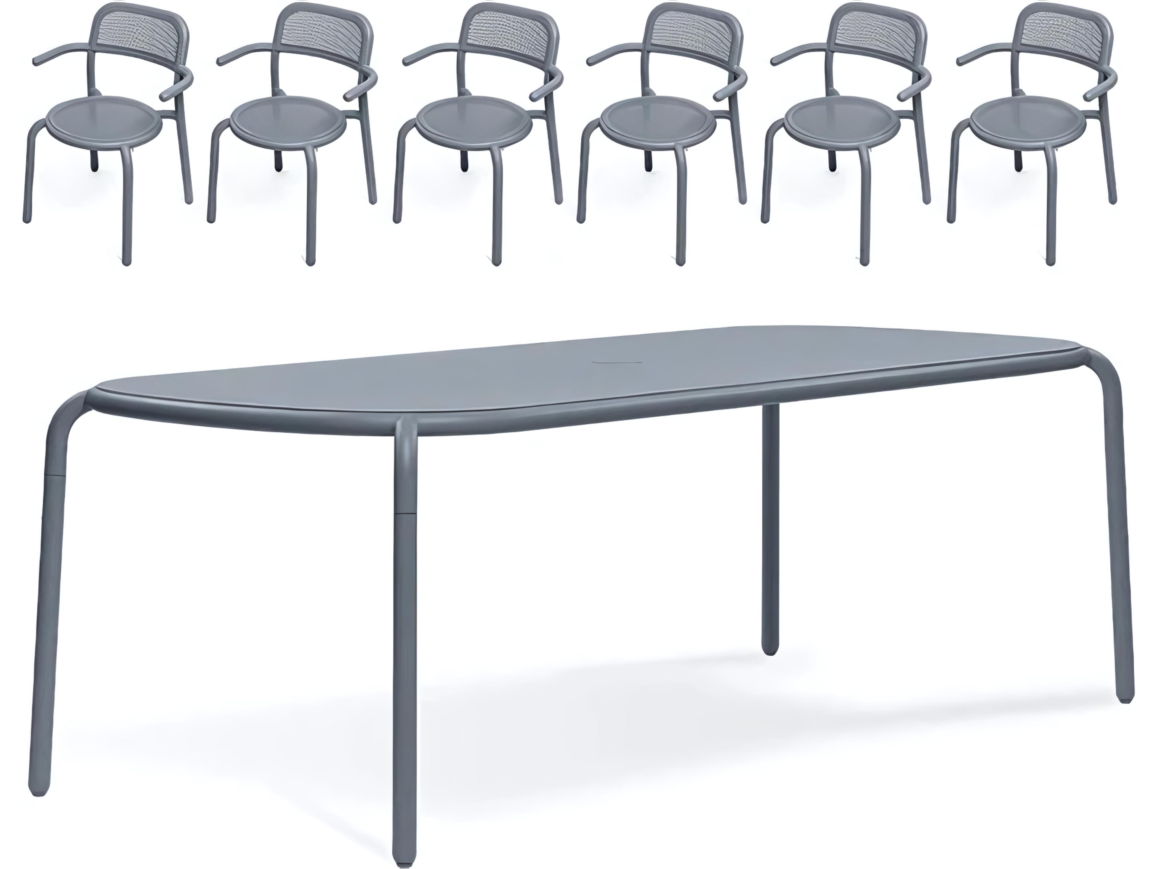 Toni Tablo Dining Set with Amrchairs in Elephant