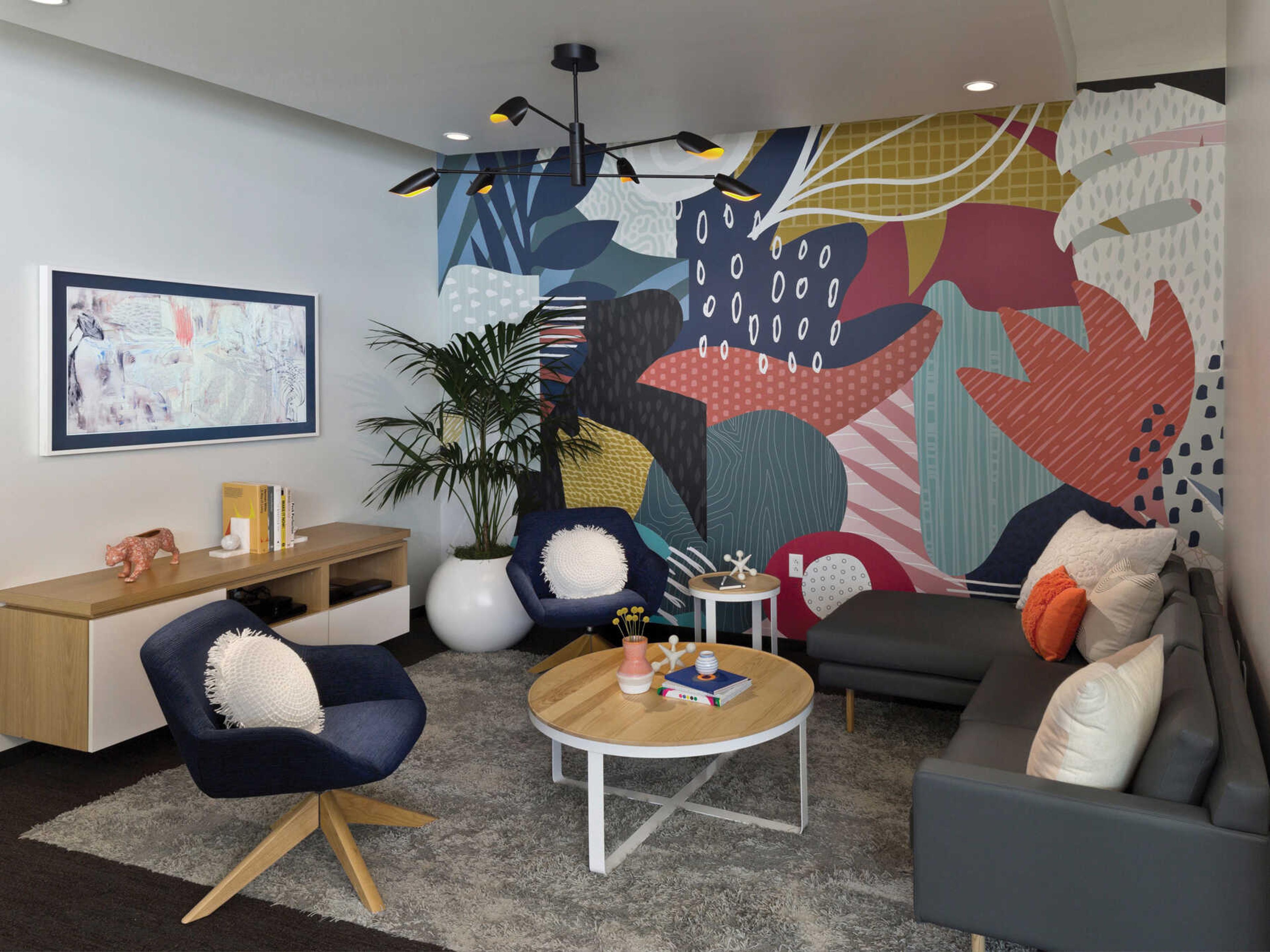 Fredrick Ramond Bowery 6-Light Black LED Geometric Linear Chandelier