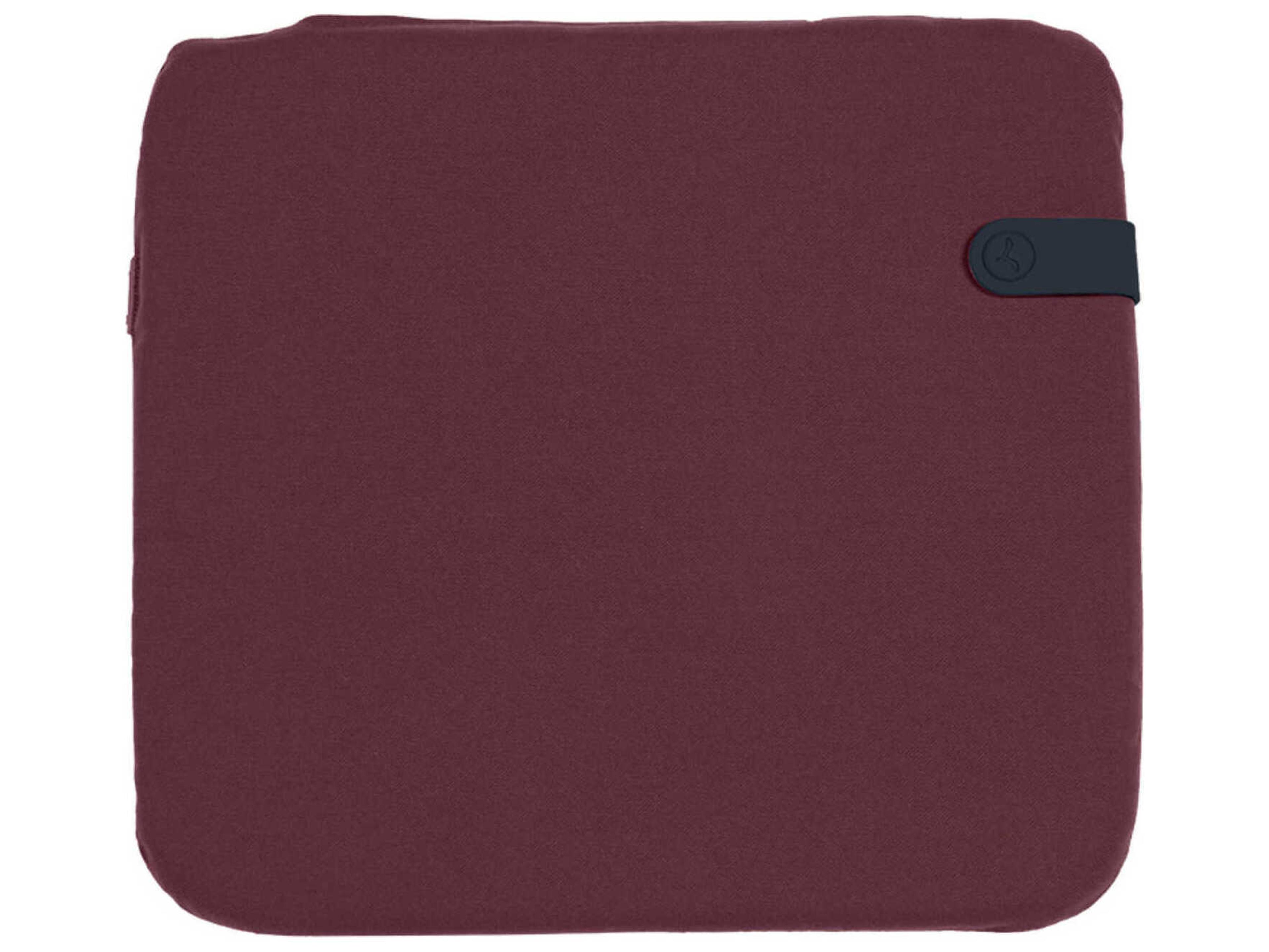 Color Mix Luxembourg Burgundy Patio Cushion