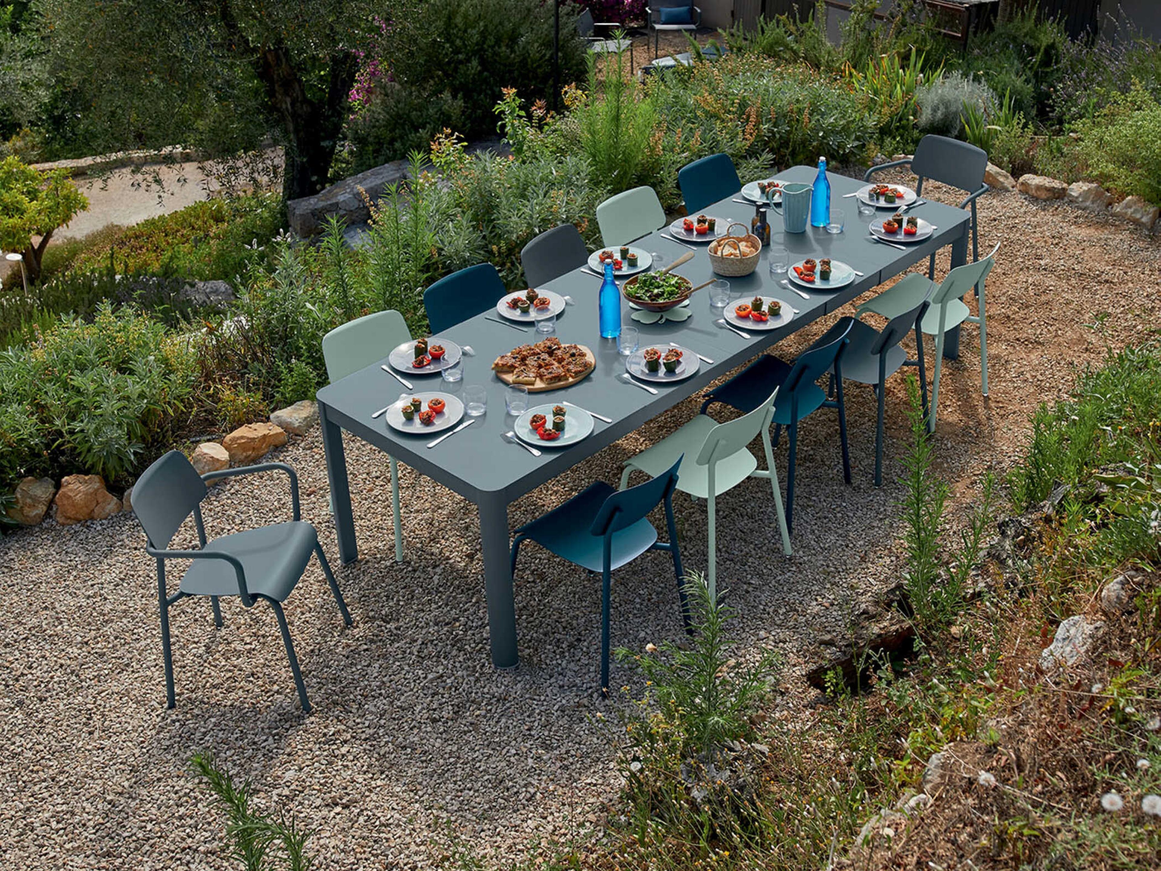 Ribambelle Aluminum Dining Set