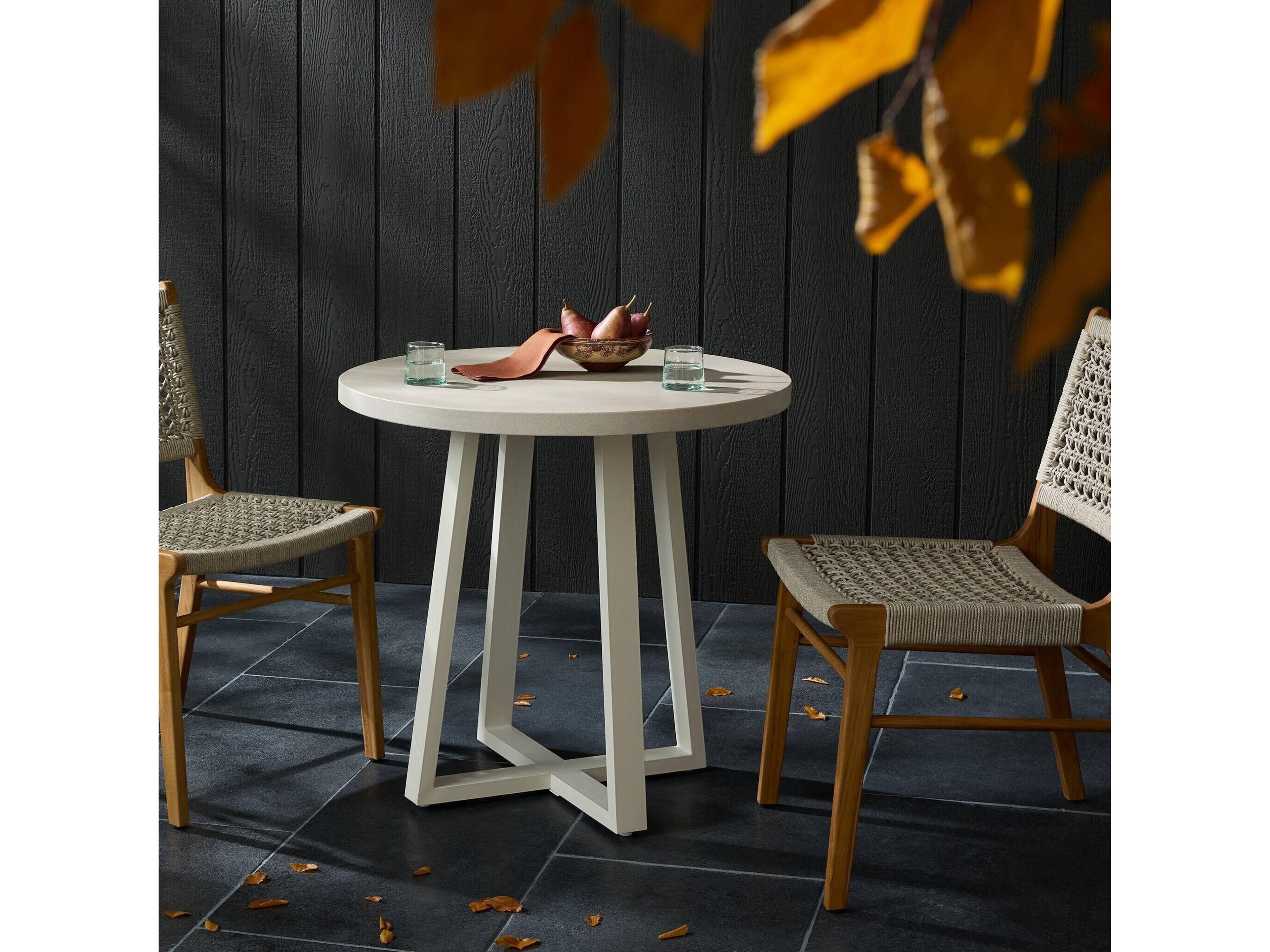 Luxecor Globetrotter Outdoor Natural White / Sand Metal Stone Round Dining Table