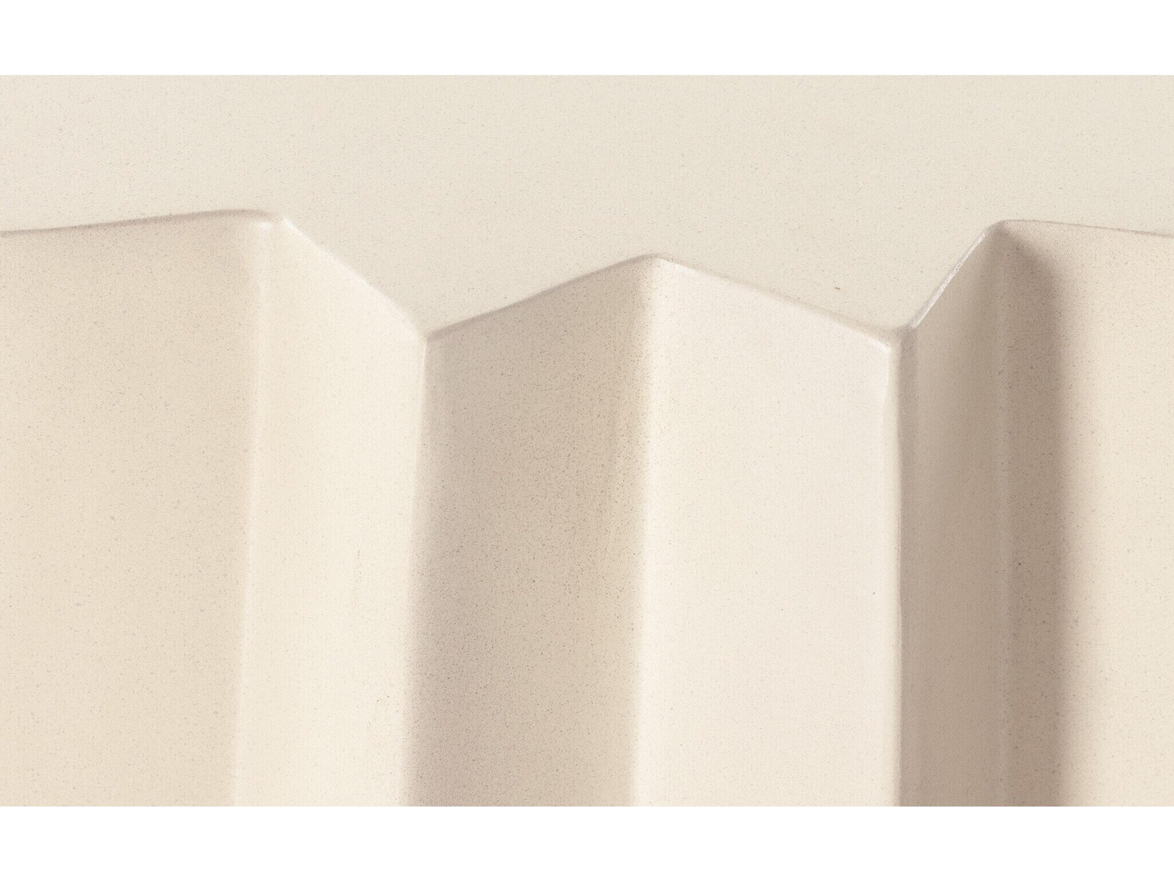 Luxecor Globetrotter Outdoor End Table