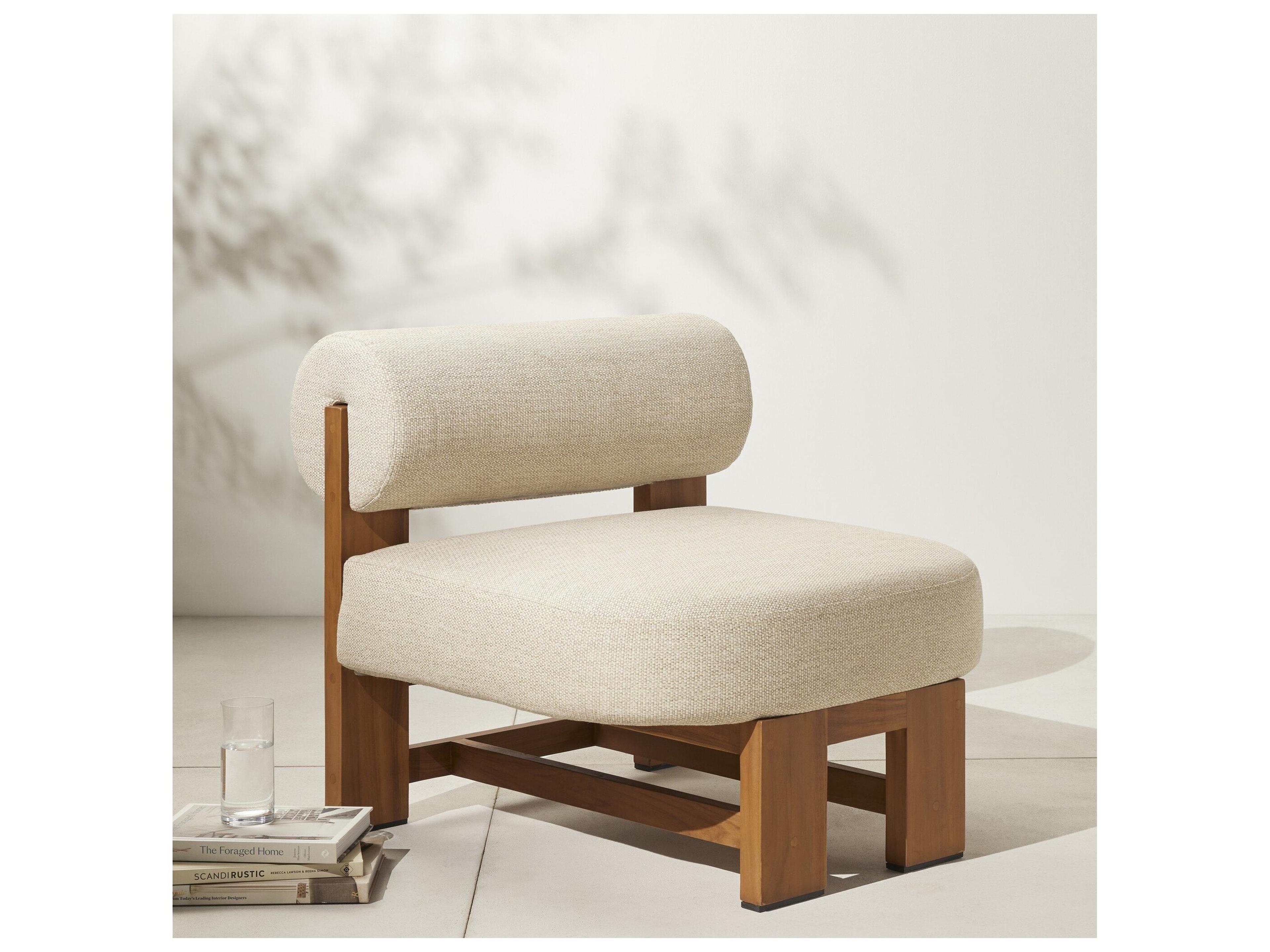 Luxecor Globetrotter Outdoor Faye Sand / Natural Teak Cushion Lounge Chair