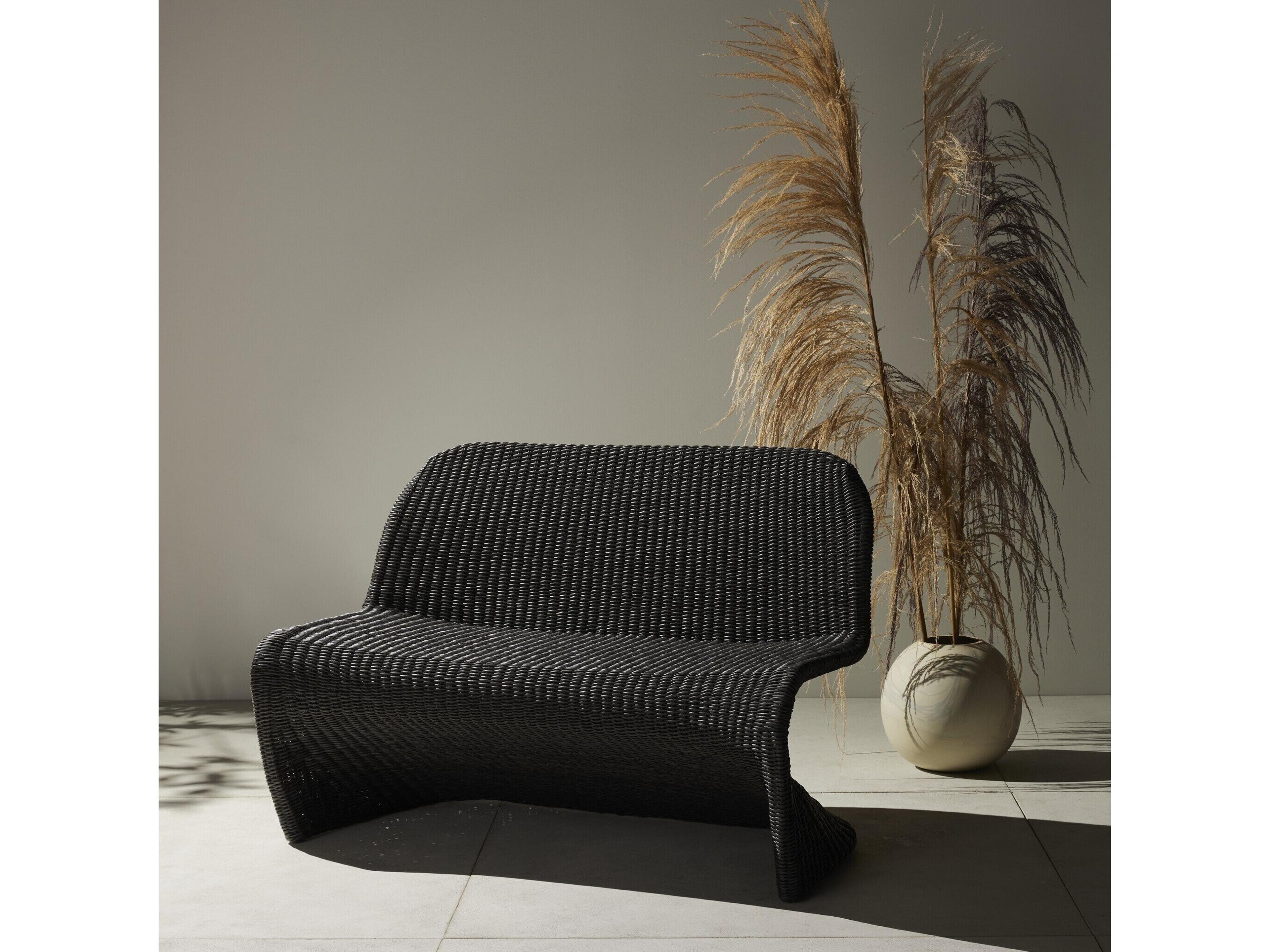 Four Hands Grass Roots