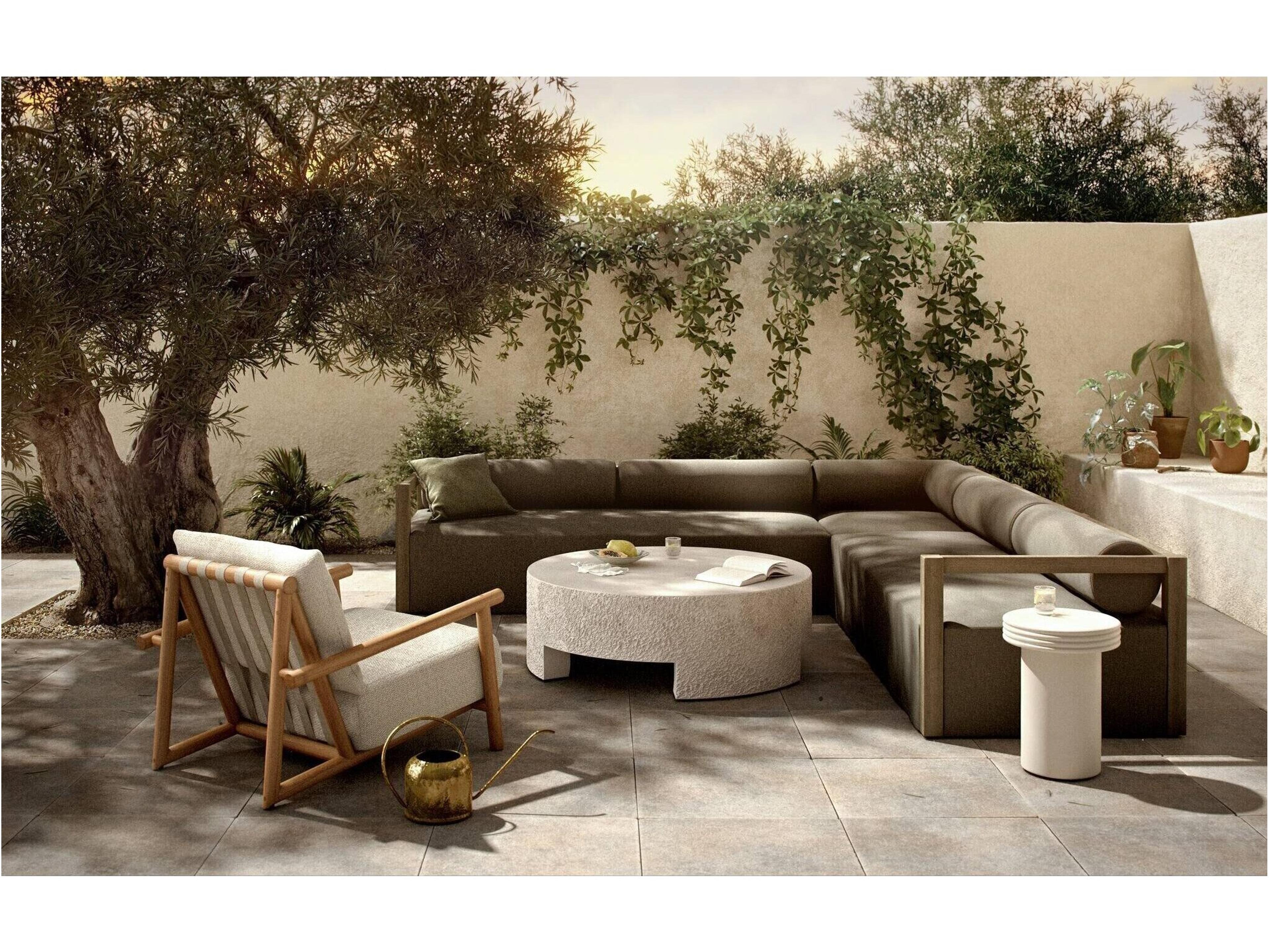 Luxecor Globetrotter Outdoor White Concrete Round End Table